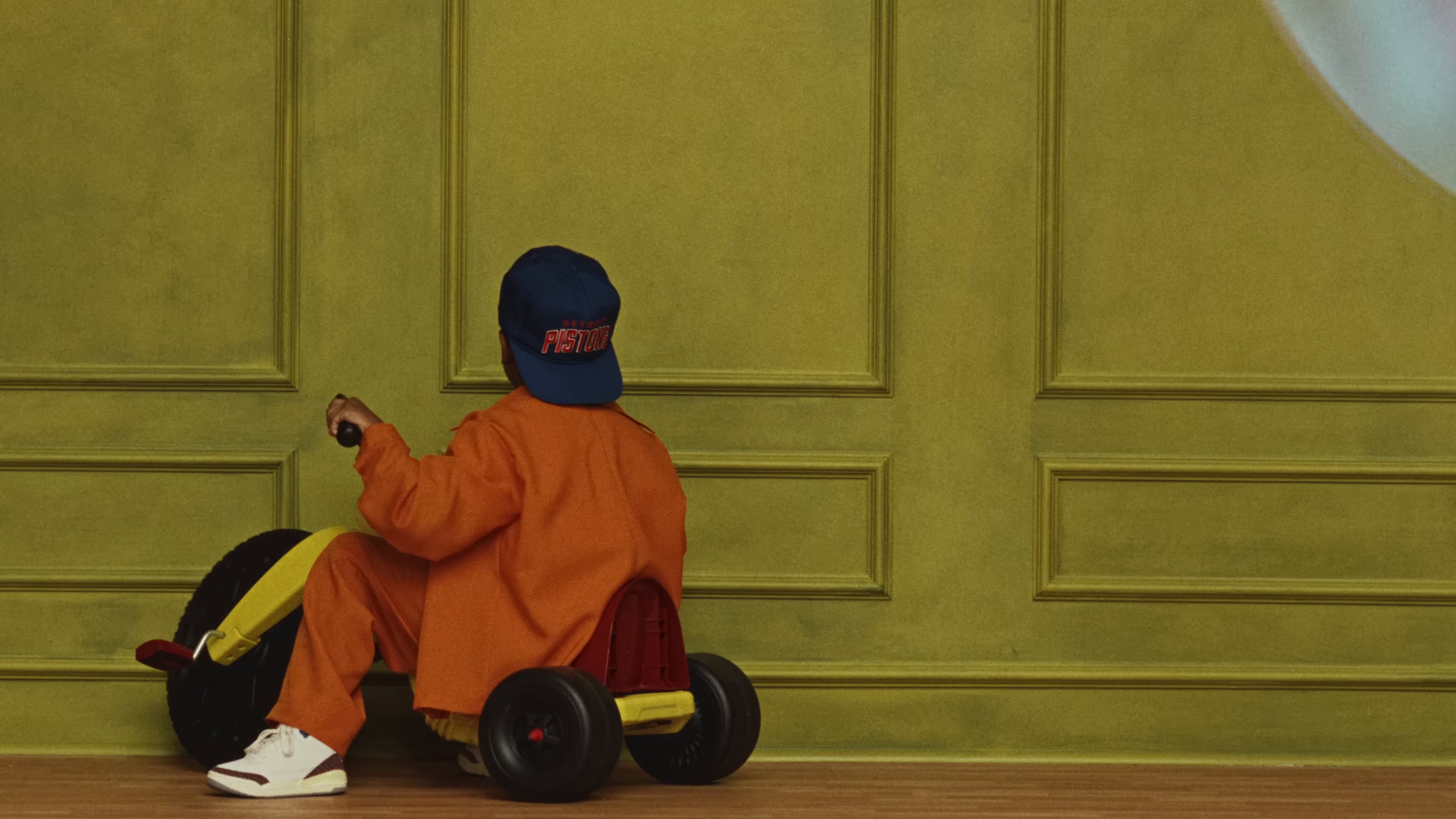 squabble up (2024) —  shot,  lighting