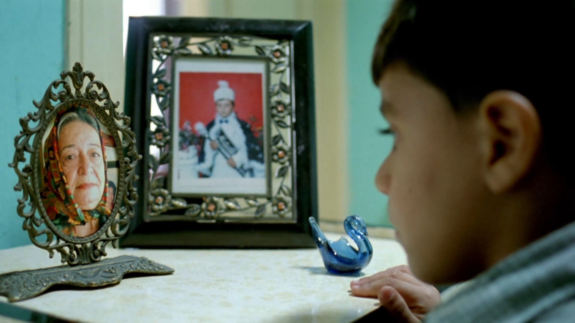 Egg (2007) —  shot,  lighting