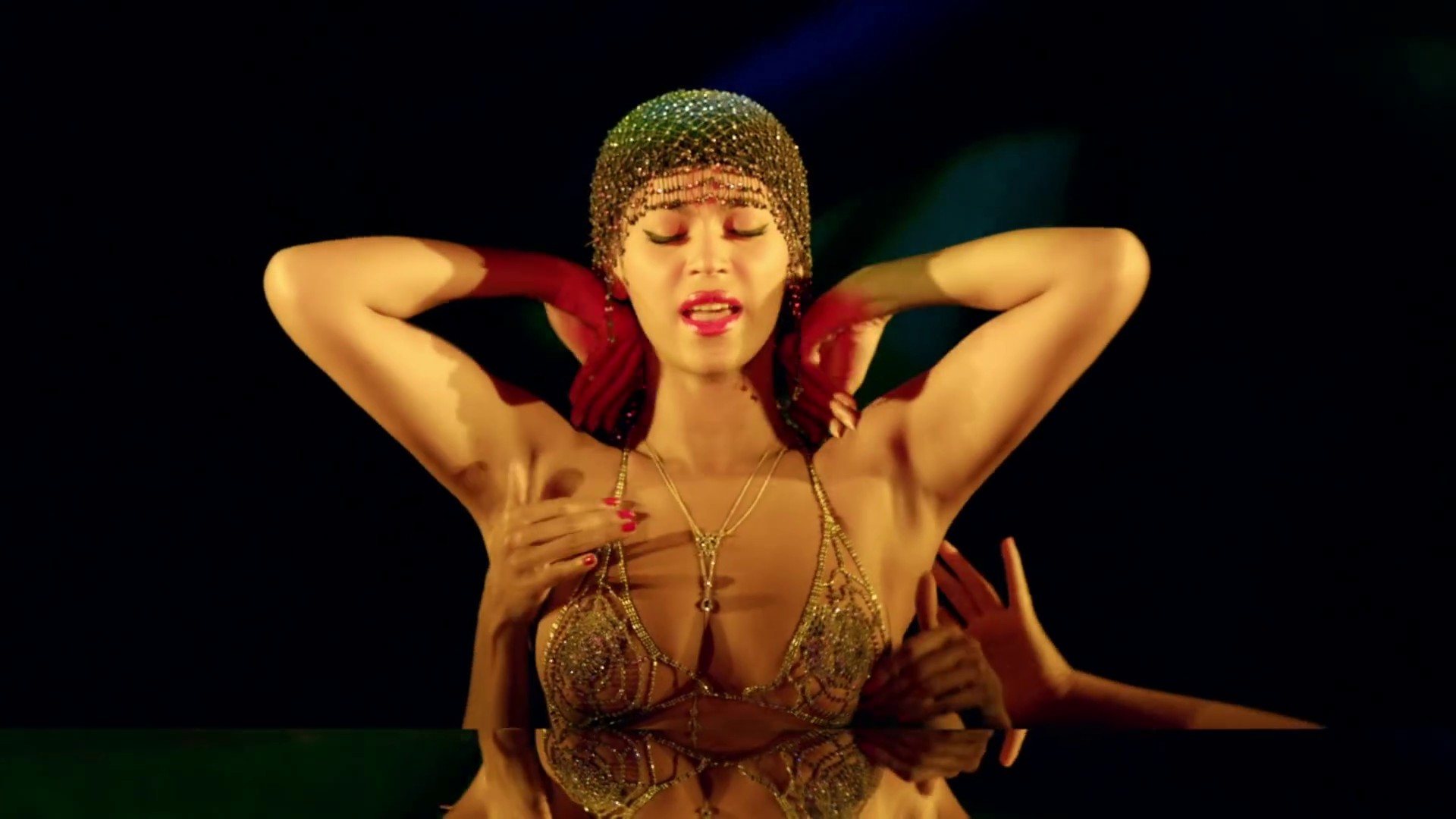 Partition (2021) —  shot,  lighting