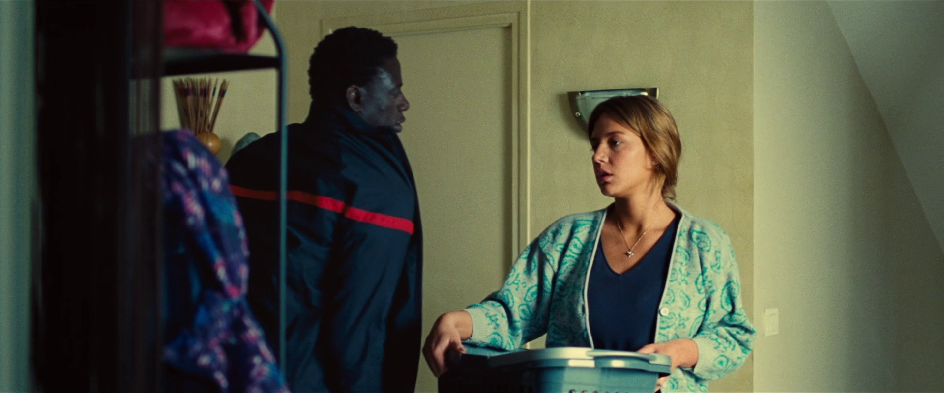 The five devils (2022) —  shot,  lighting