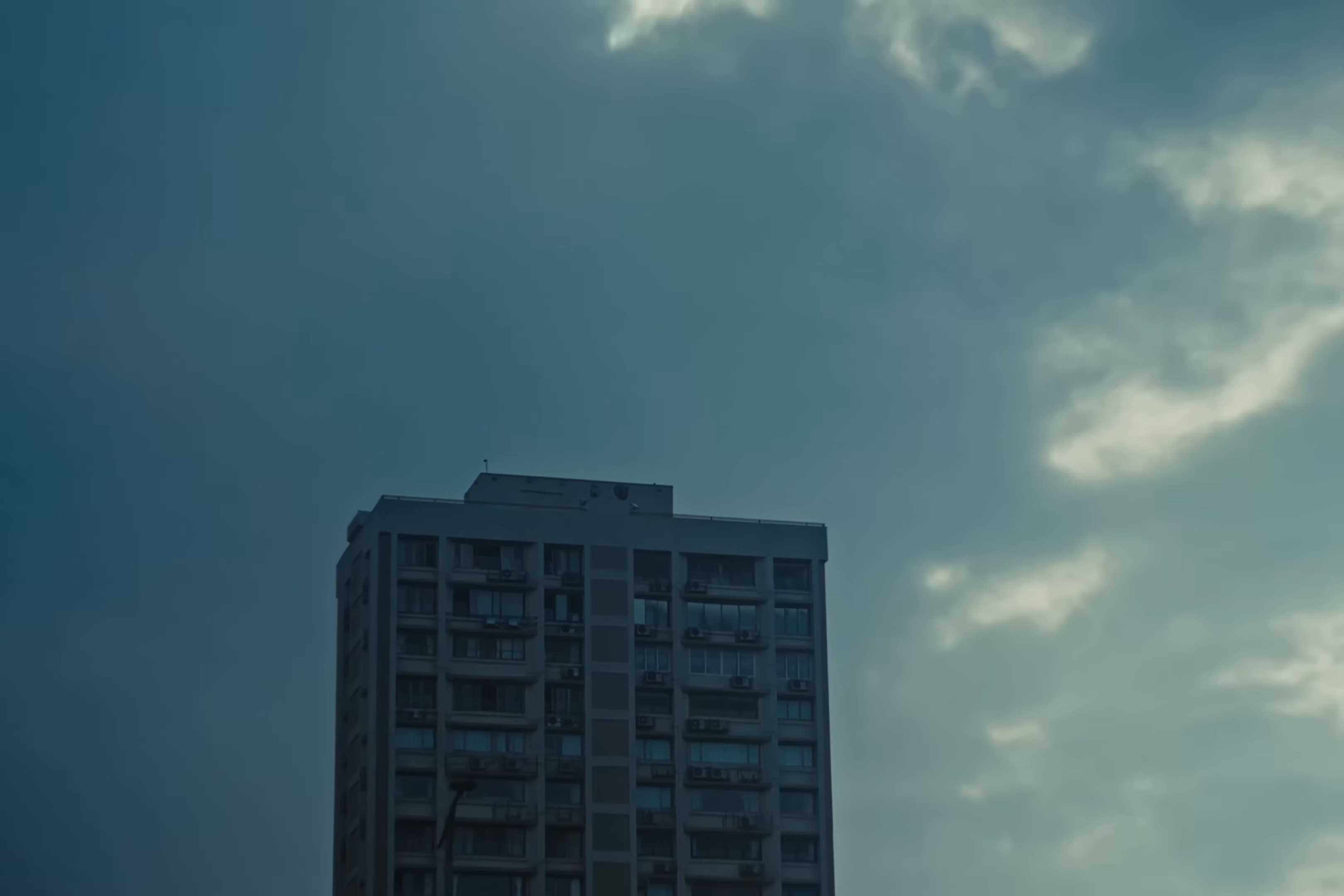 Sheher (2025) —  shot,  lighting