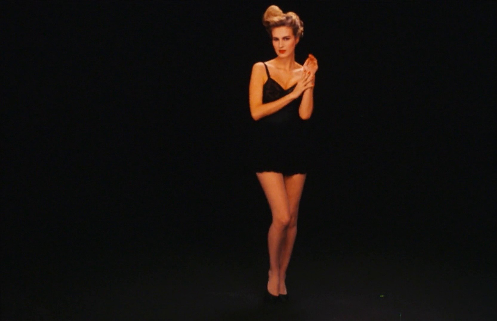 Mode in France (1985) —  shot,  lighting