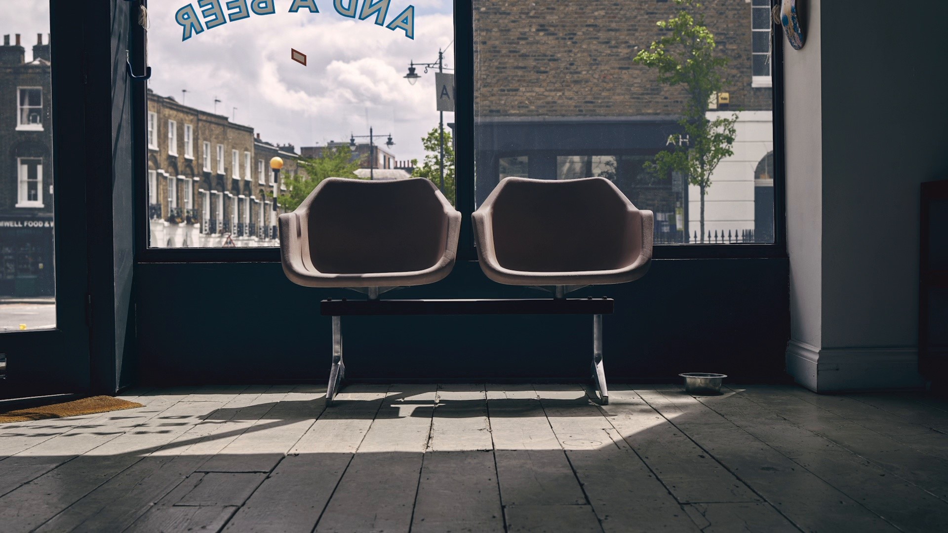 Lloyds 'Lockdown Learnings' (2022) —  shot,  lighting