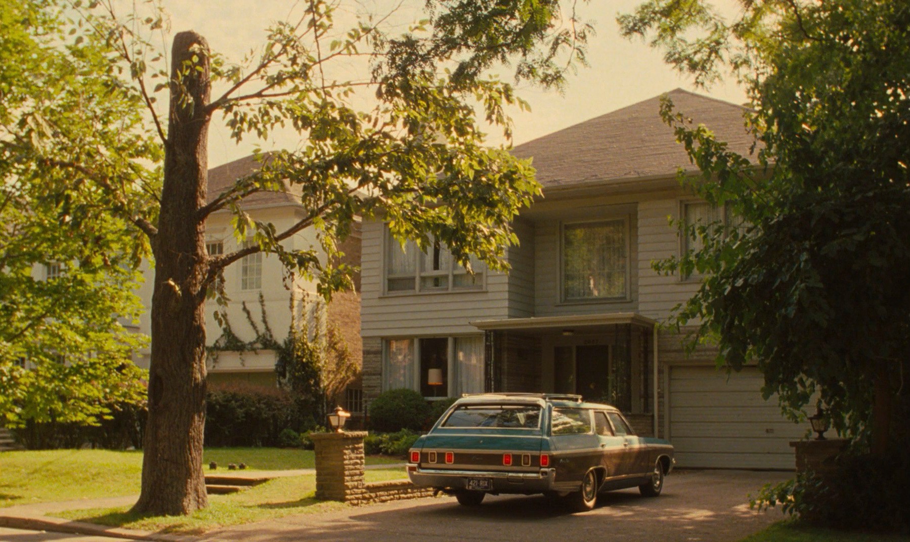 The Virgin Suicides (1999) —  shot,  lighting