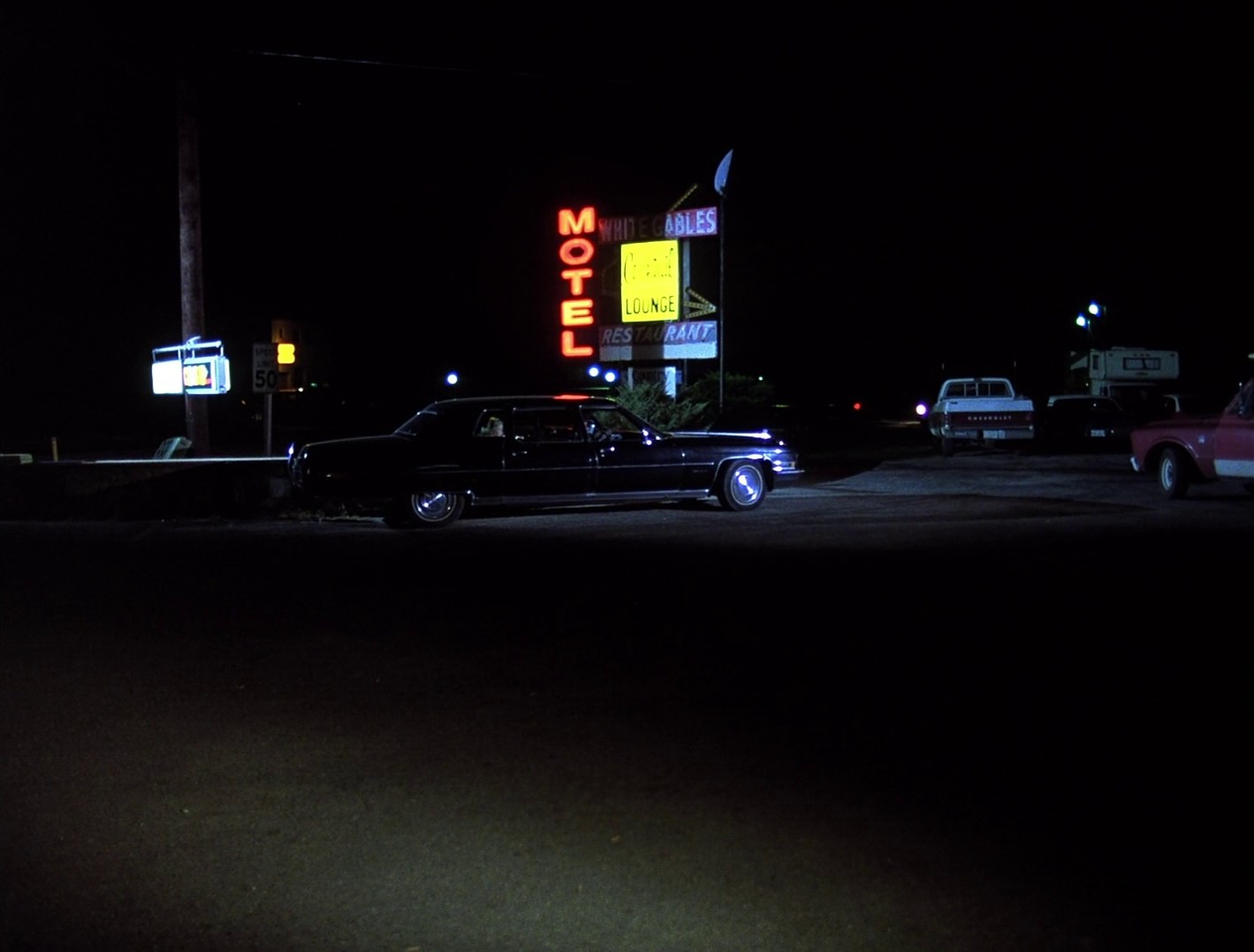 Polyester (1981) —  shot,  lighting