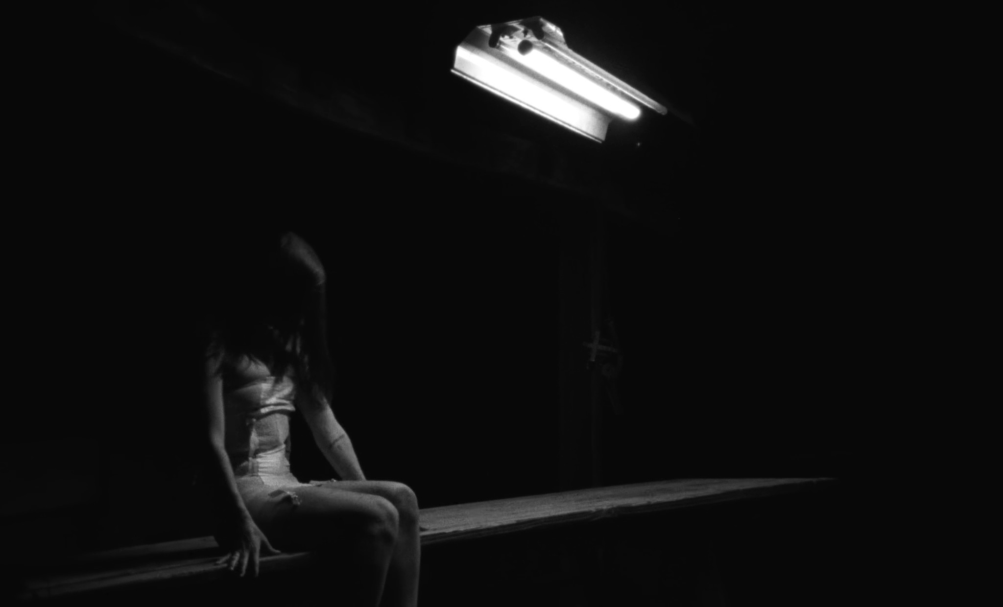 Vacillator (2025) —  shot,  lighting