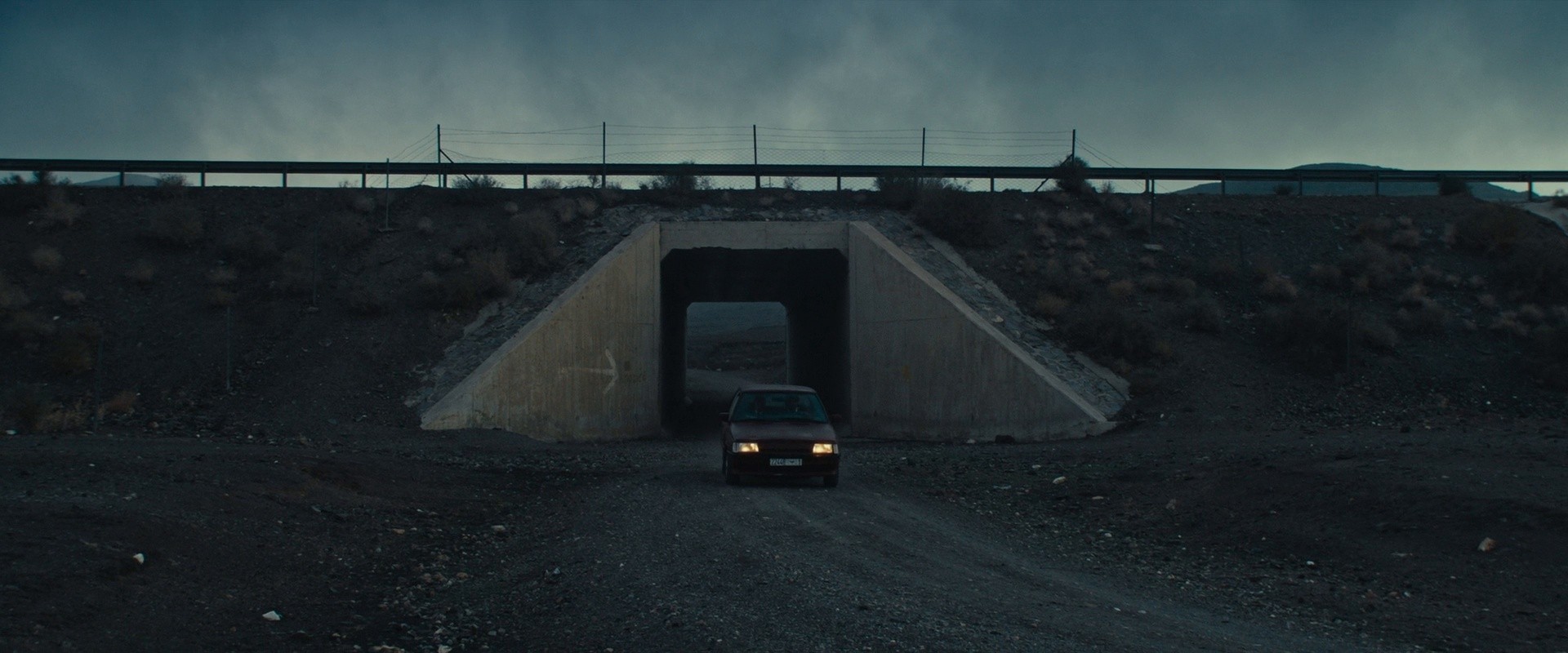 Deserts (2024) —  shot,  lighting