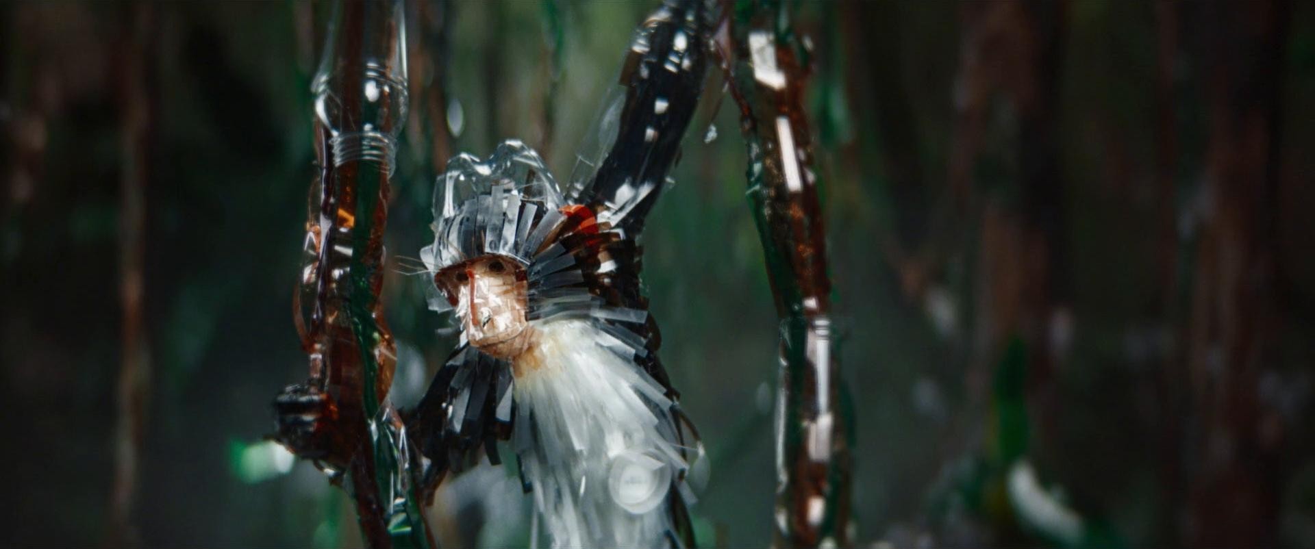 Eva Mendes schittert in wereldwijde lanceringscampagne voor FloeWater (2024) —  shot,  lighting