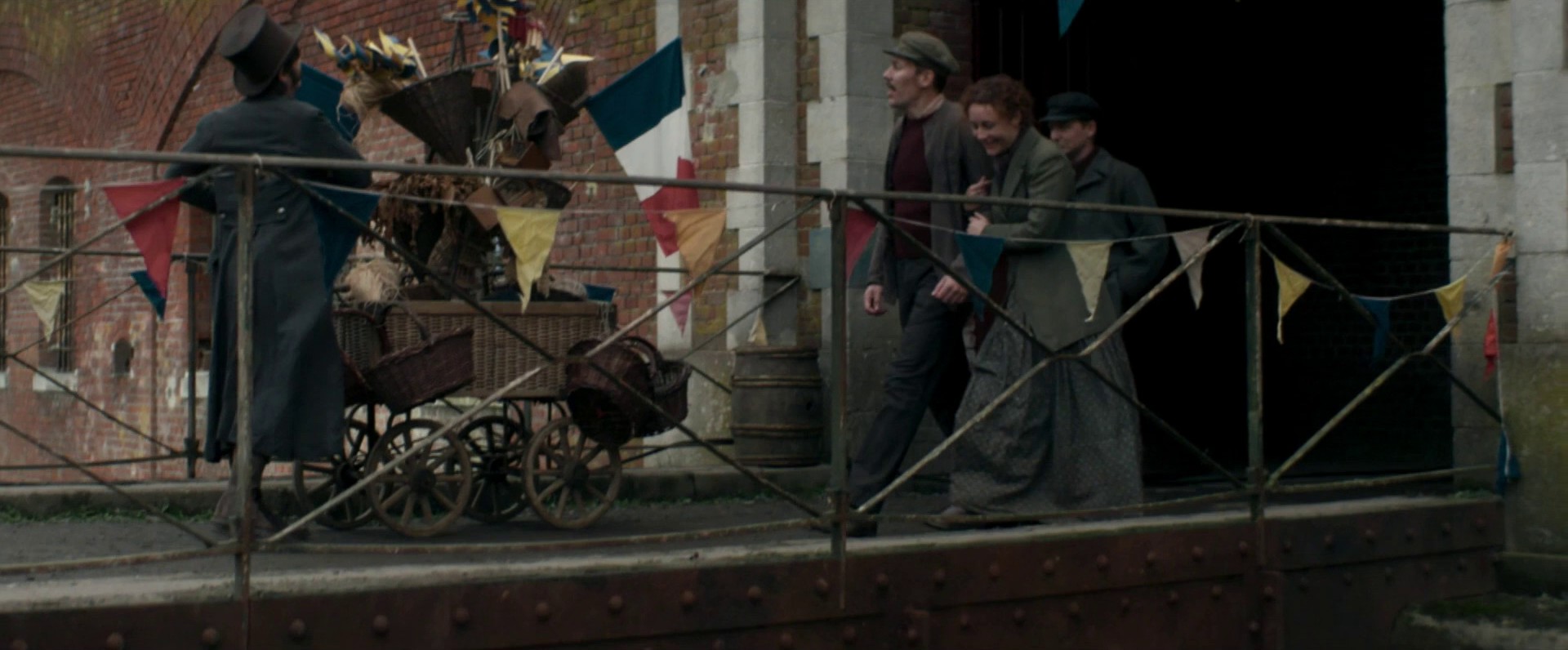 Épisode 2 (2021) —  shot,  lighting