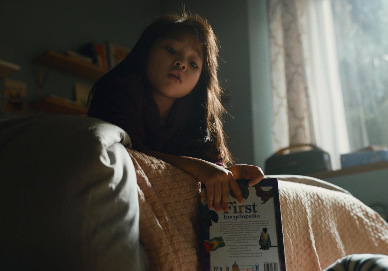 Polytron - Kisah Kita (2024) —  shot,  lighting