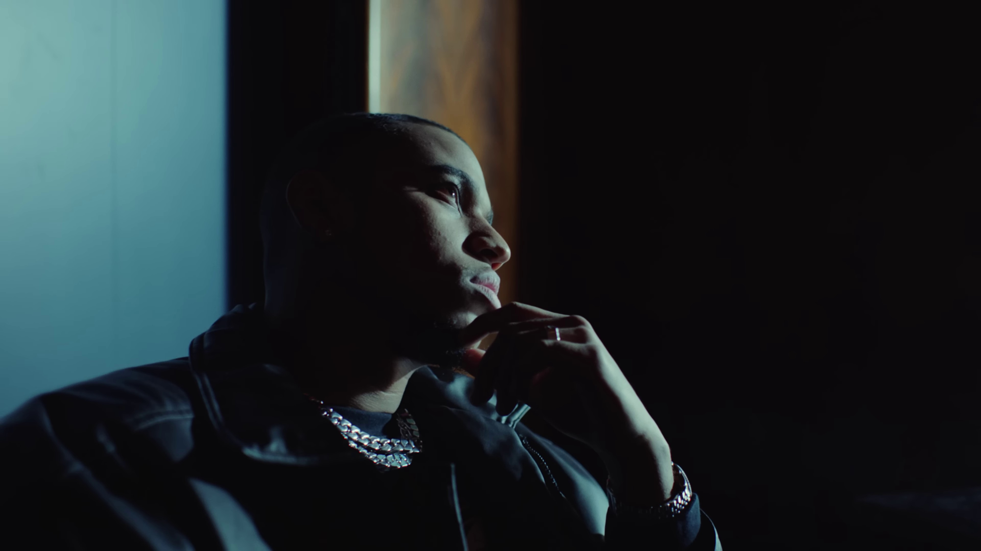 Imagine  (2022) —  shot,  lighting