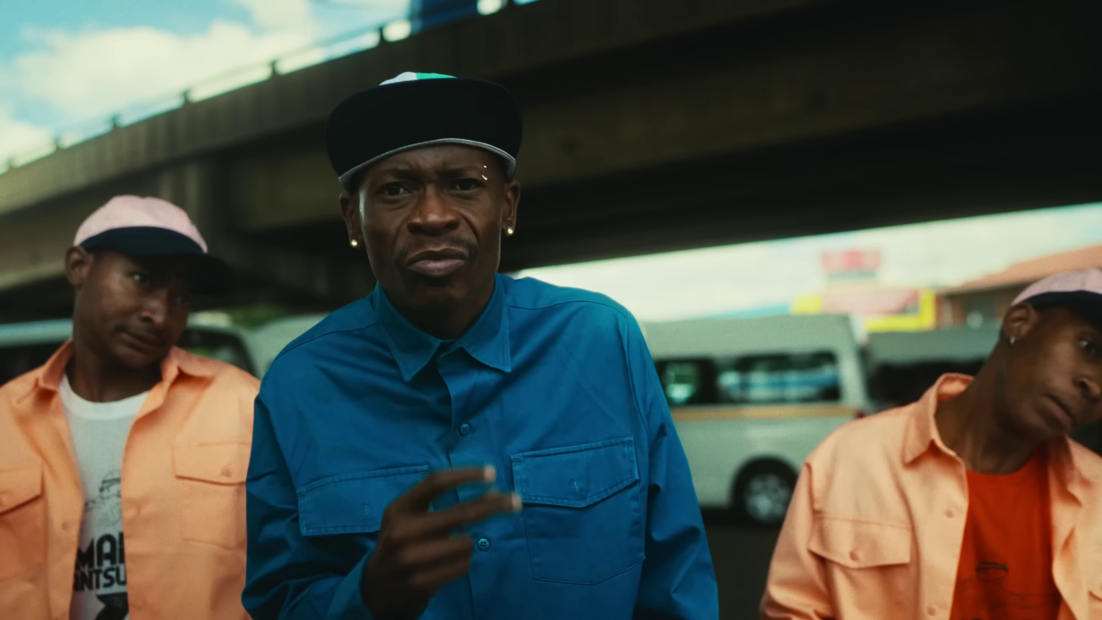 Beautiful People (Stay High) (2024) —  shot,  lighting