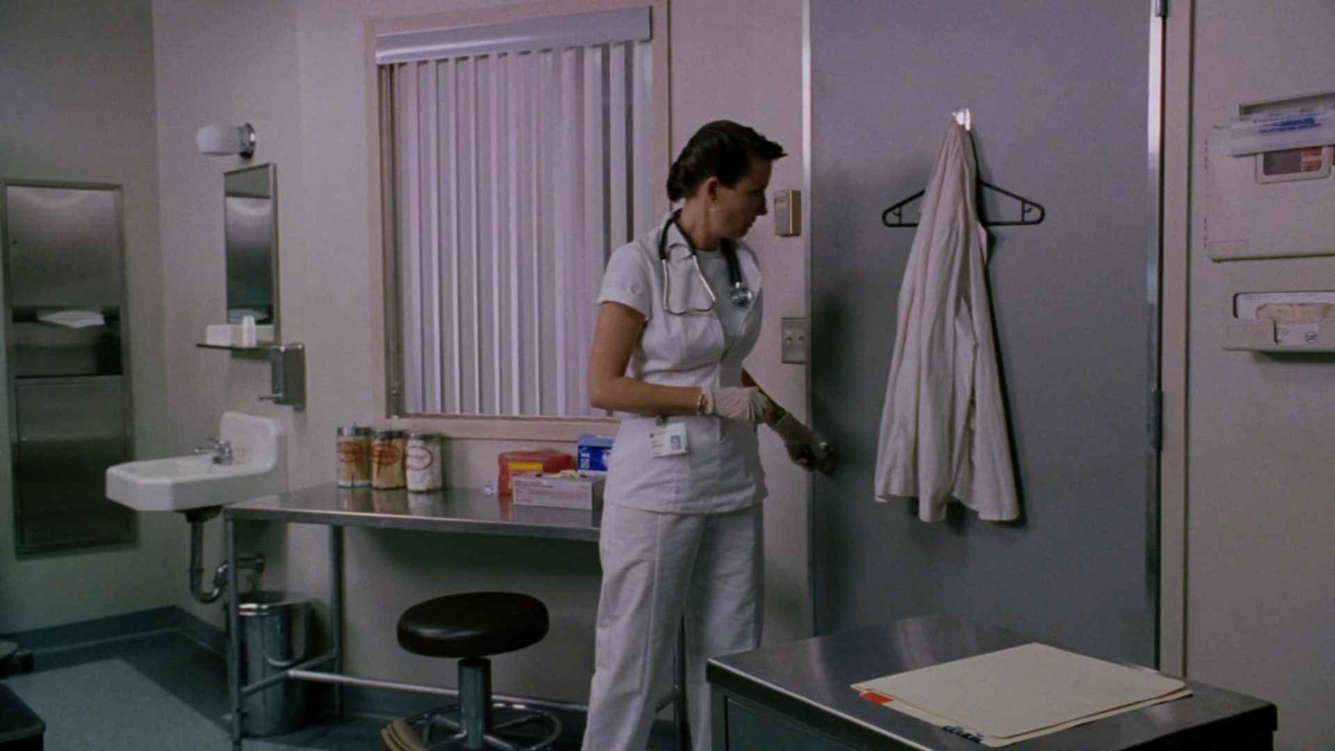 Millennium Approaches: The Messenger (2003) —  shot,  lighting