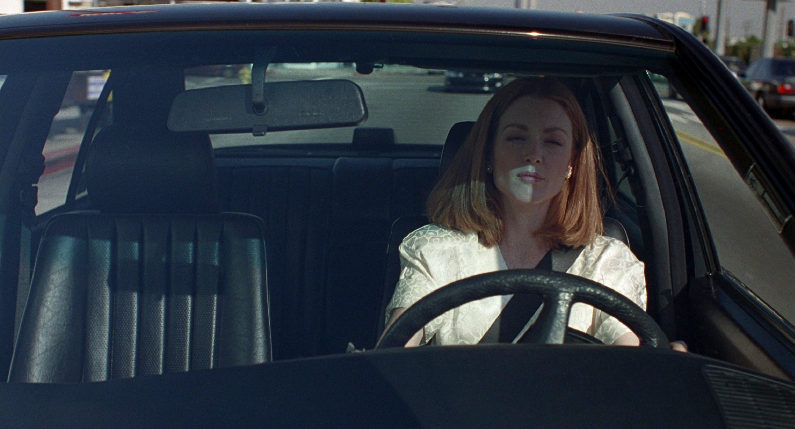 Safe (1995) —  shot,  lighting