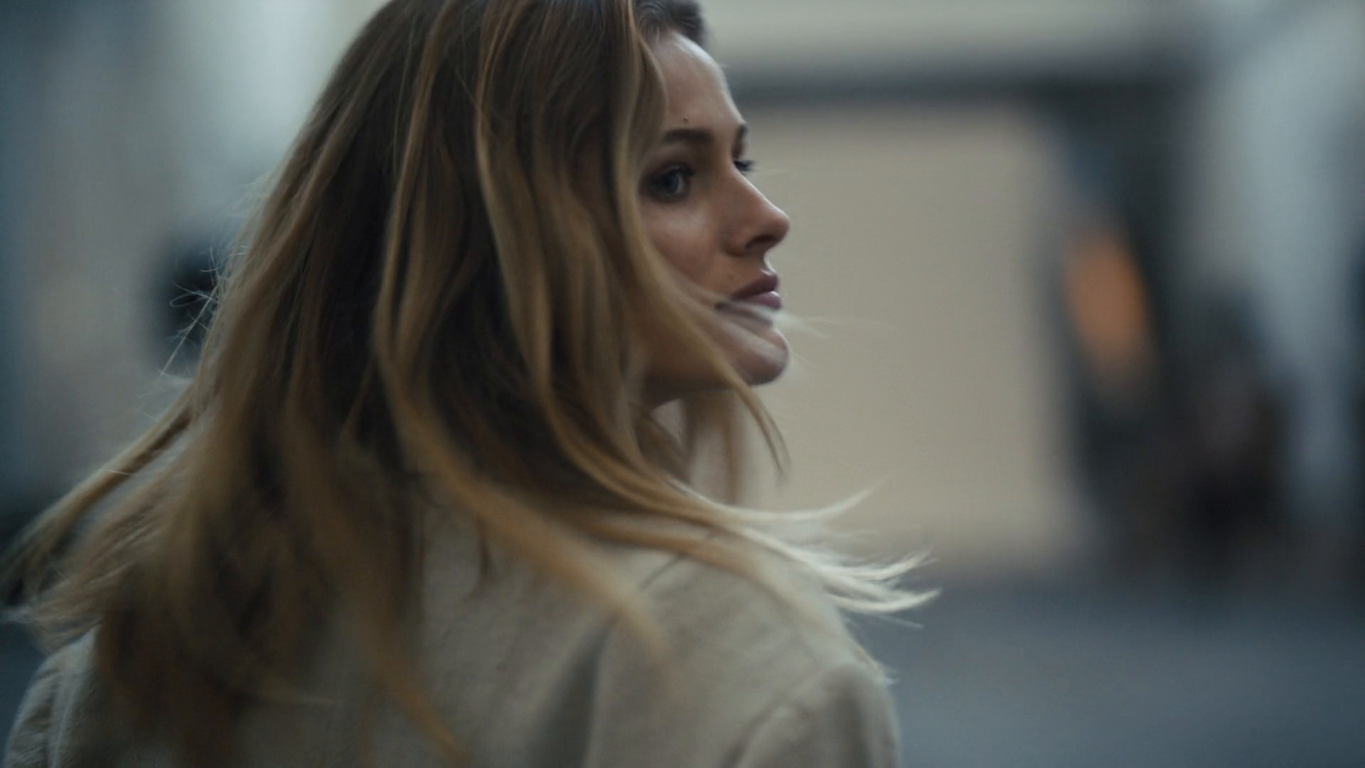 H&M - Discover (Directors Cut) (2022) —  shot,  lighting