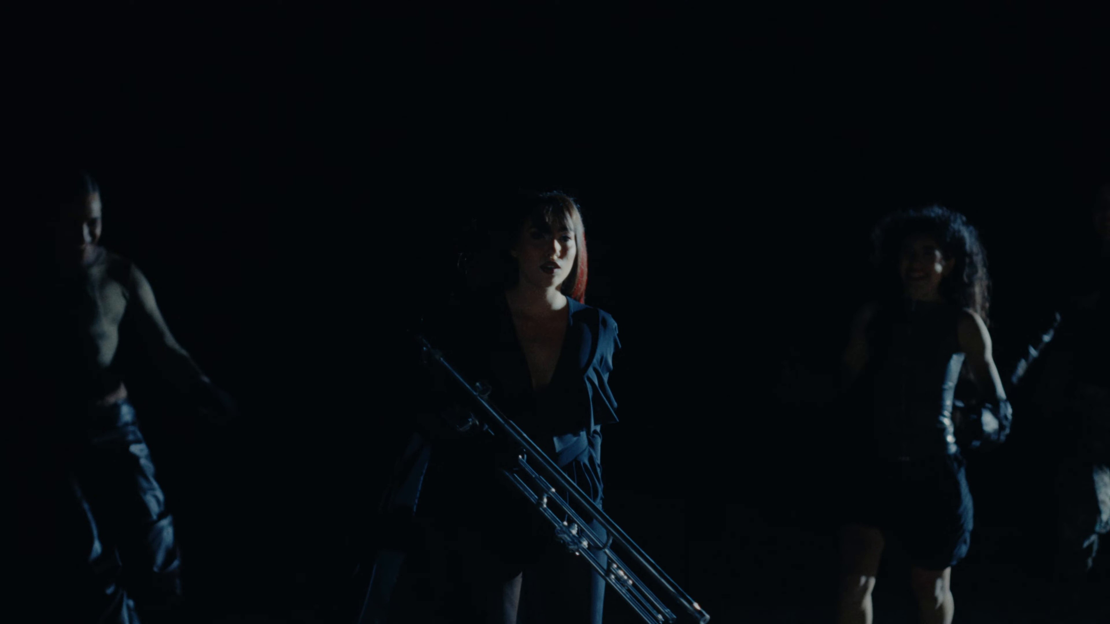 Bien de Amores (2025) —  shot,  lighting