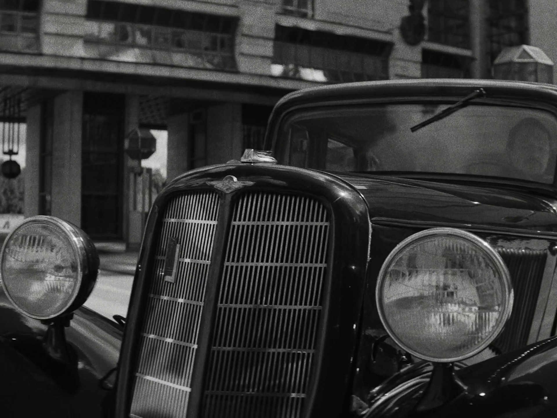 387  (1970) —  shot,  lighting