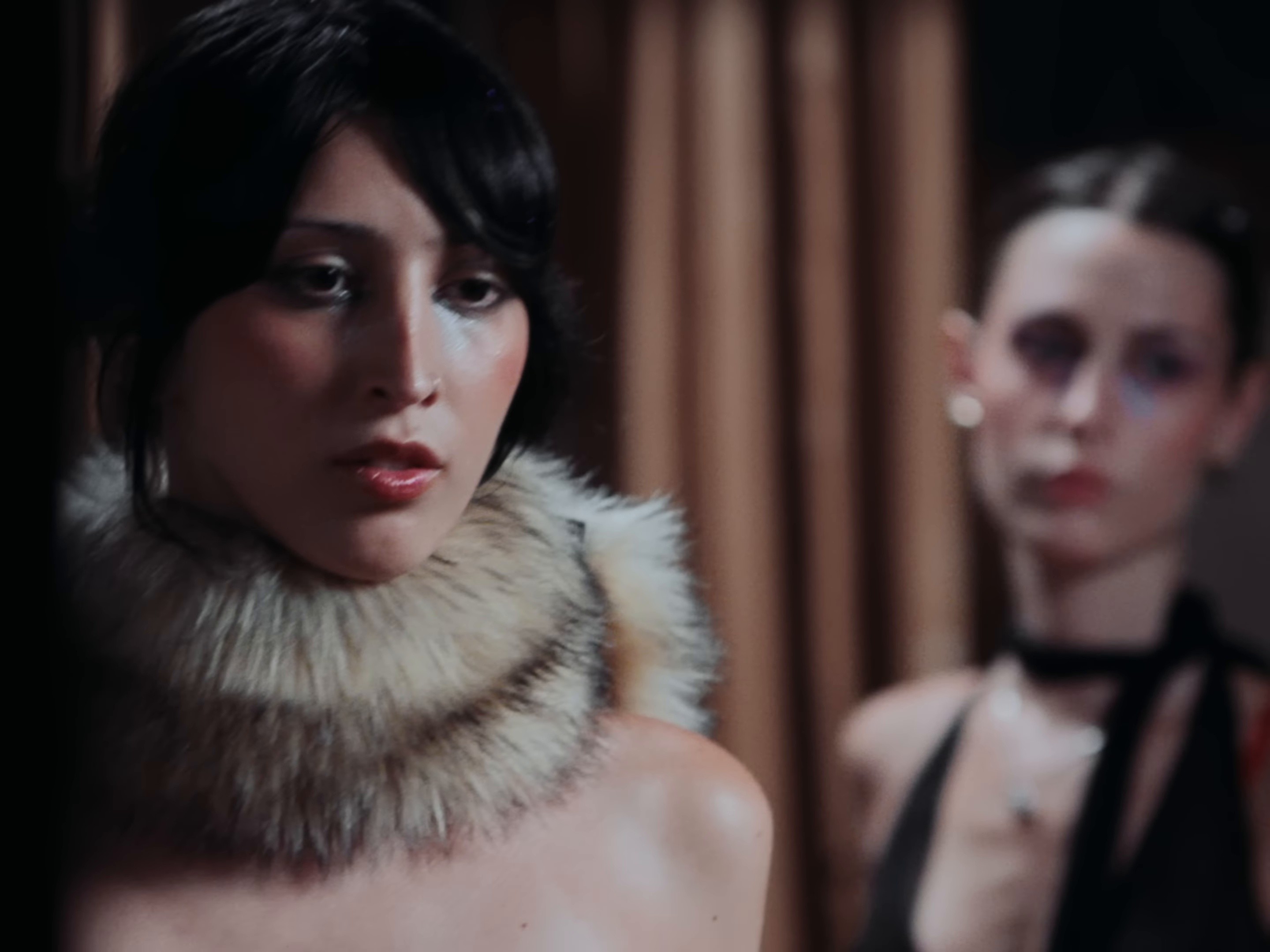 B.S.A.S. (Si Alguna Vez te Sentís Sola de Noche) (2025) —  shot,  lighting