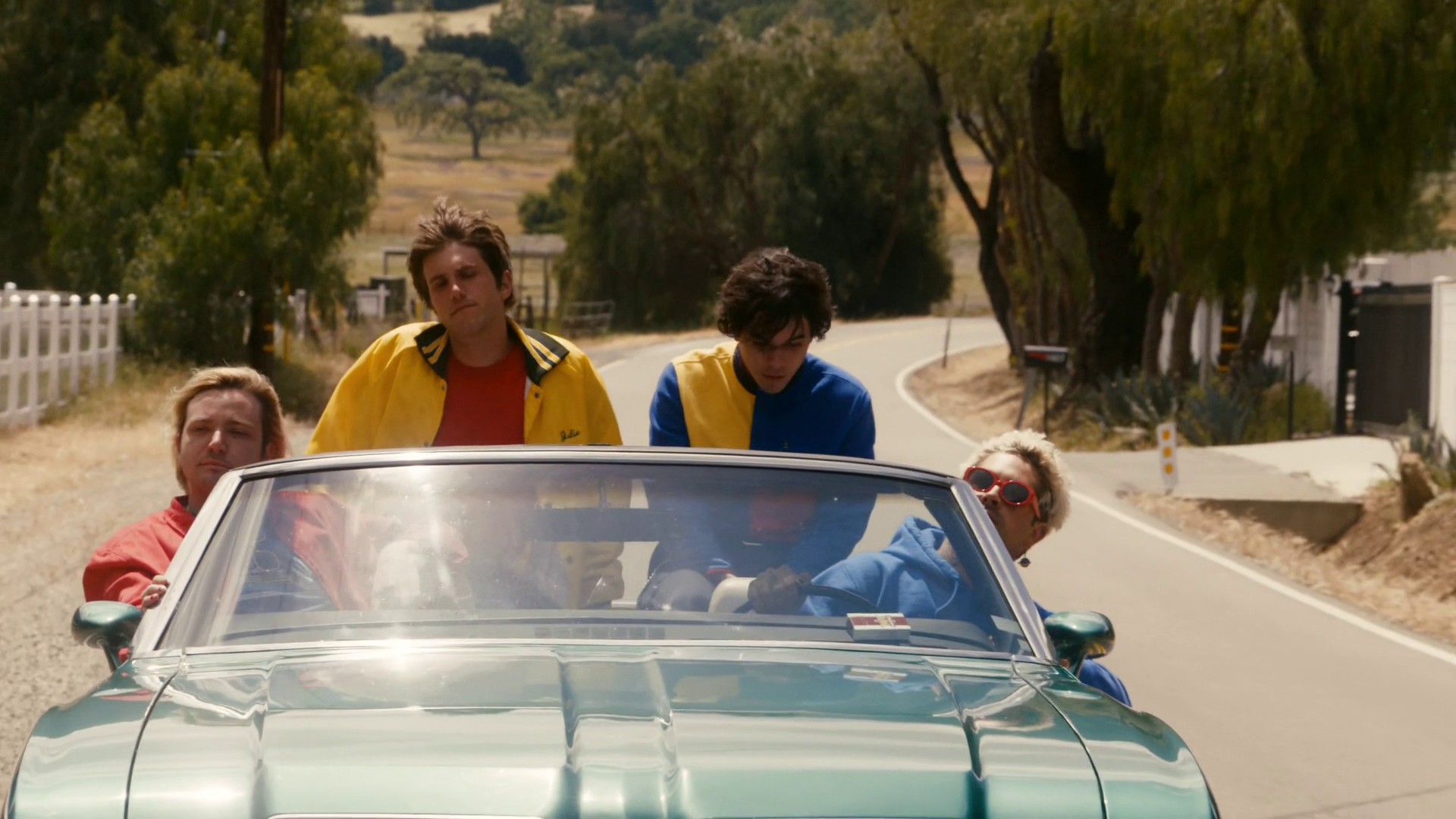 Lula, I'm Not Mad (2019) —  shot,  lighting