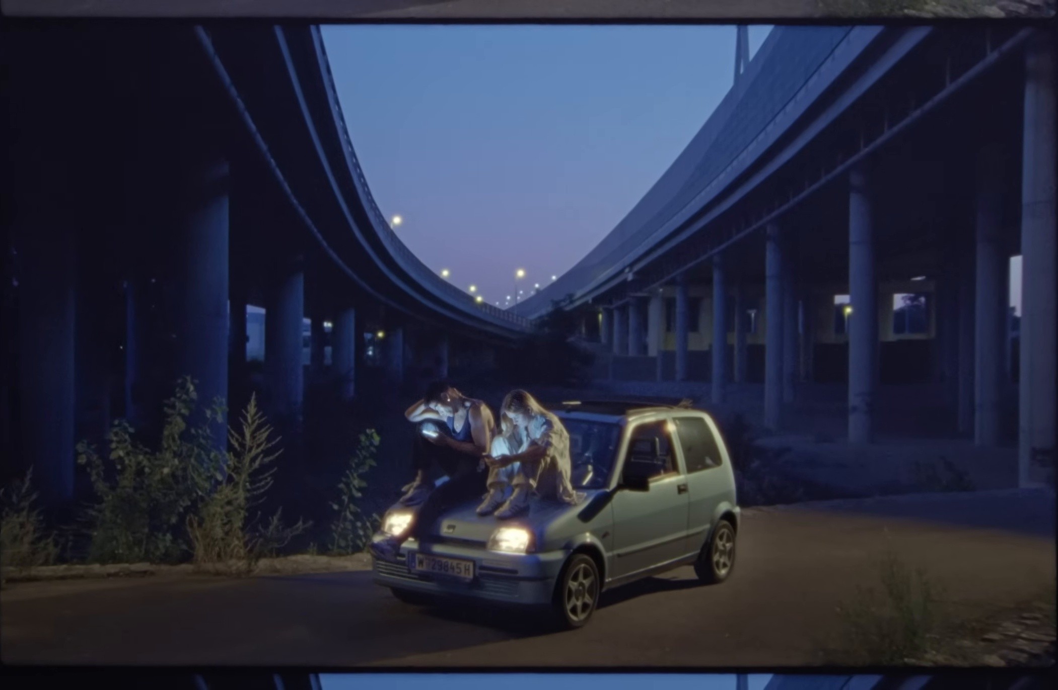 Perfect World  (2025) —  shot,  lighting