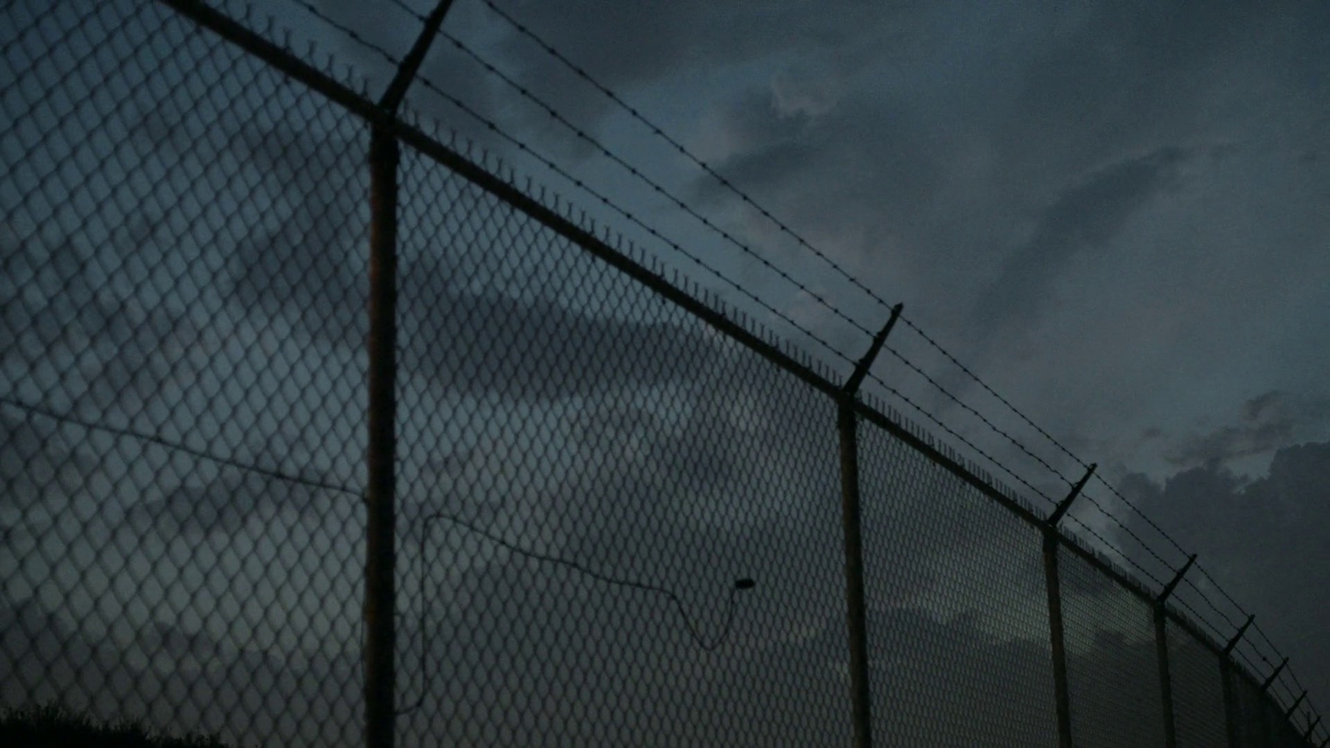 Pretty (2013) —  shot,  lighting