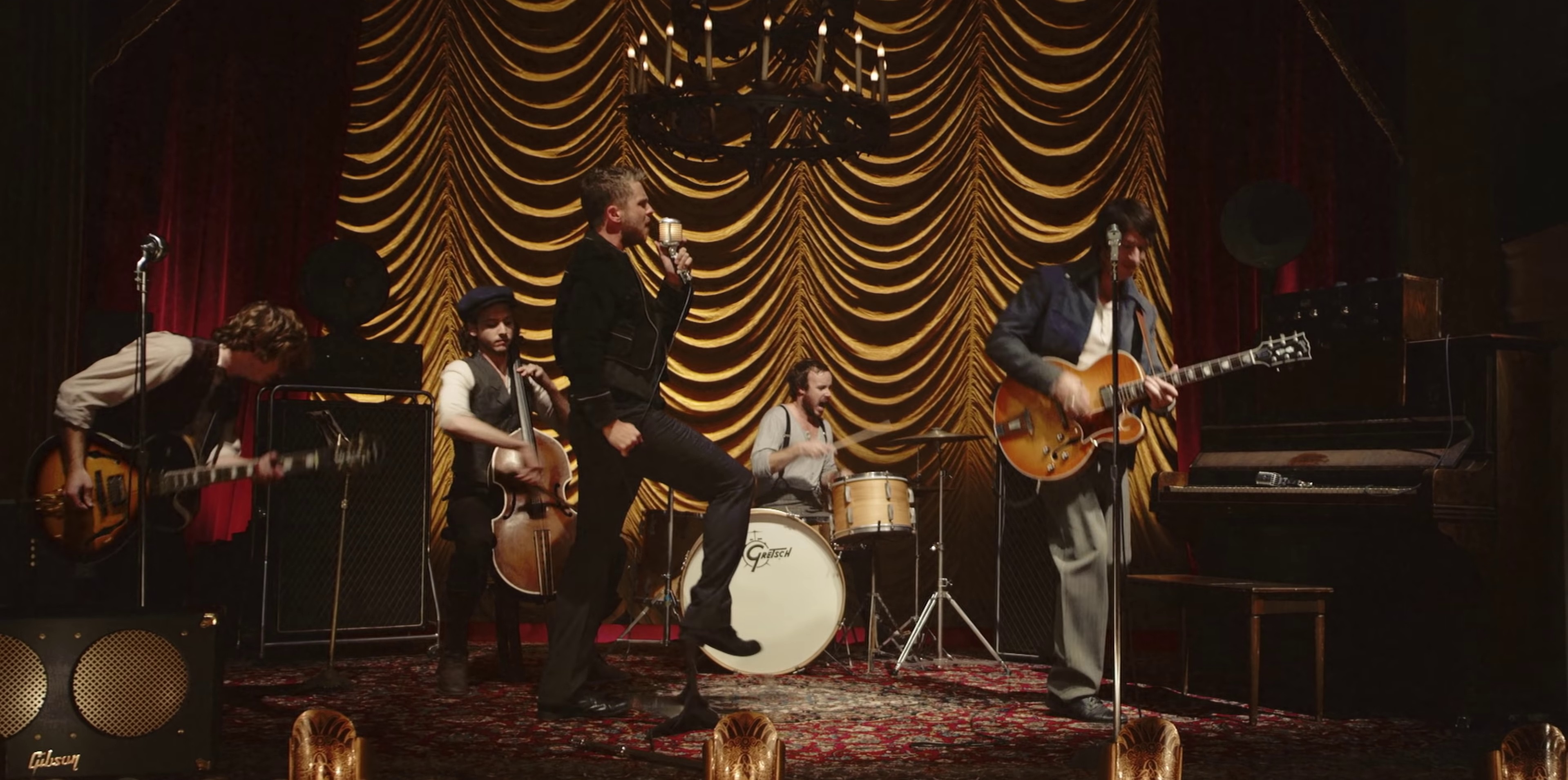 All The Right Moves (2009) —  shot,  lighting