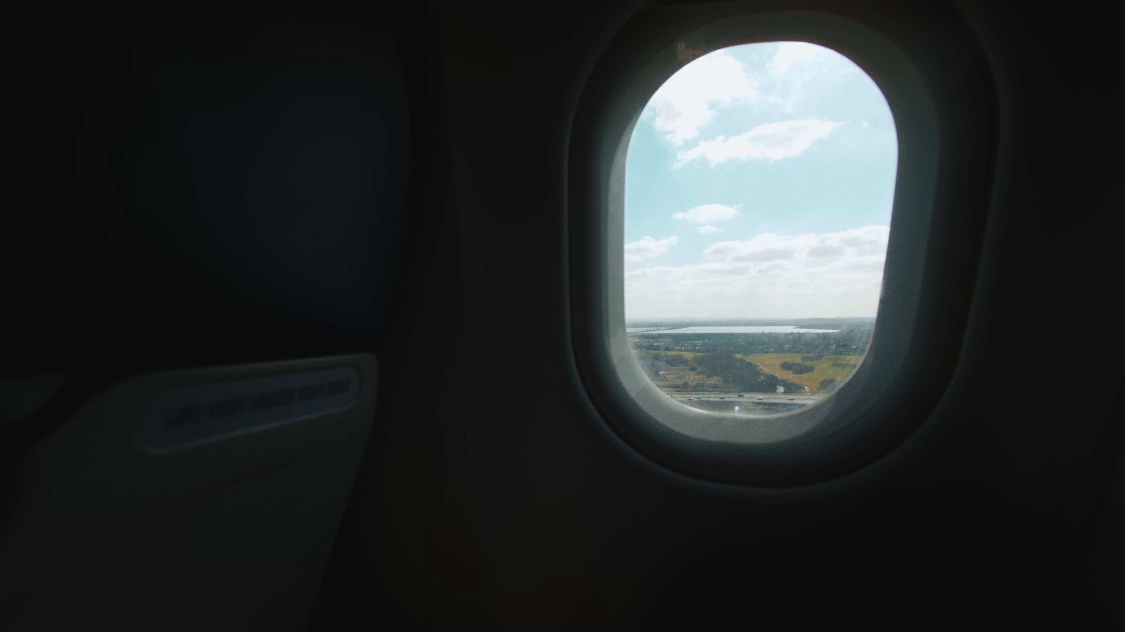 I see london i see france (2022) —  shot,  lighting