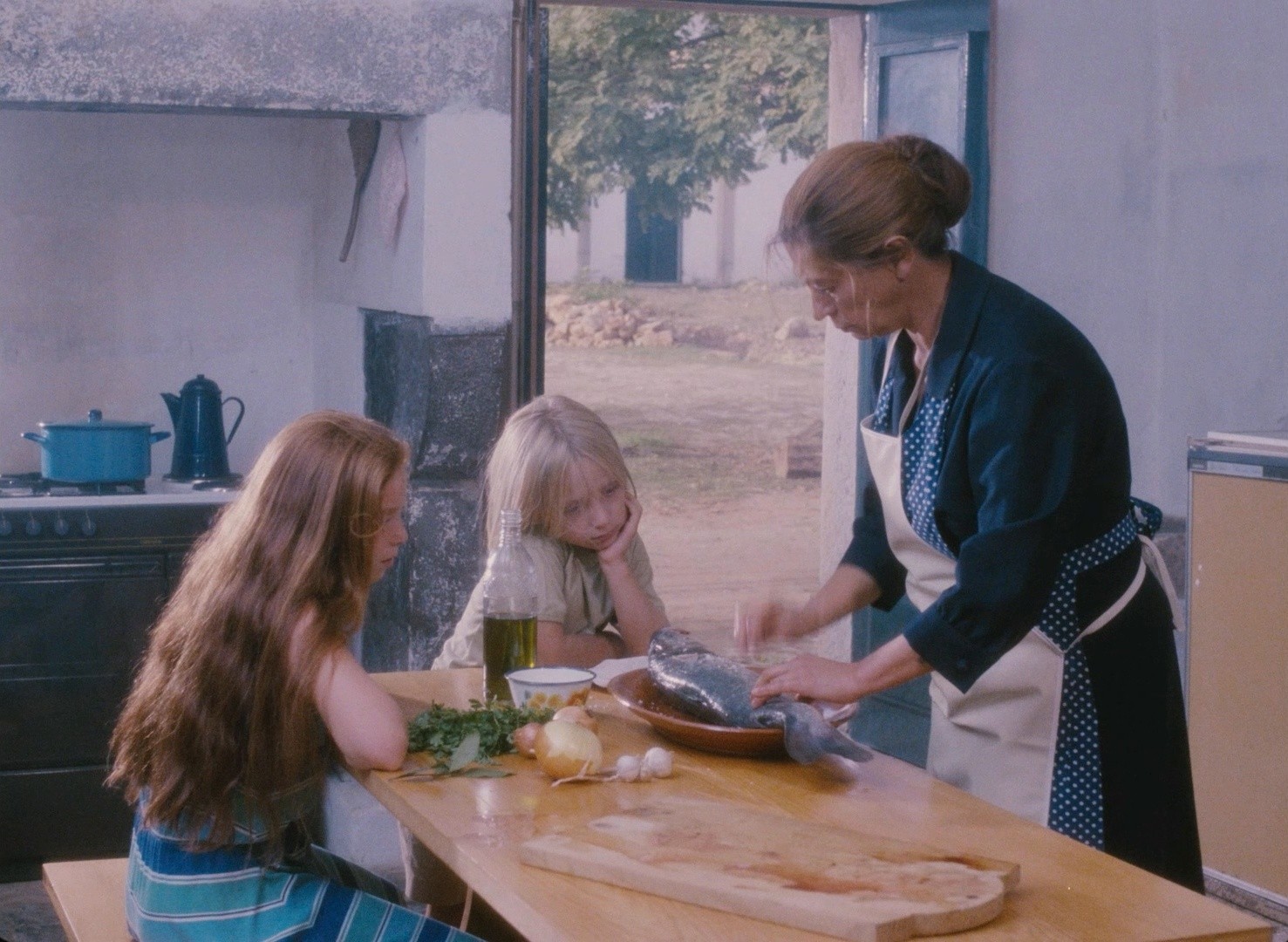 Hovering Over the Water (1993) —  shot,  lighting