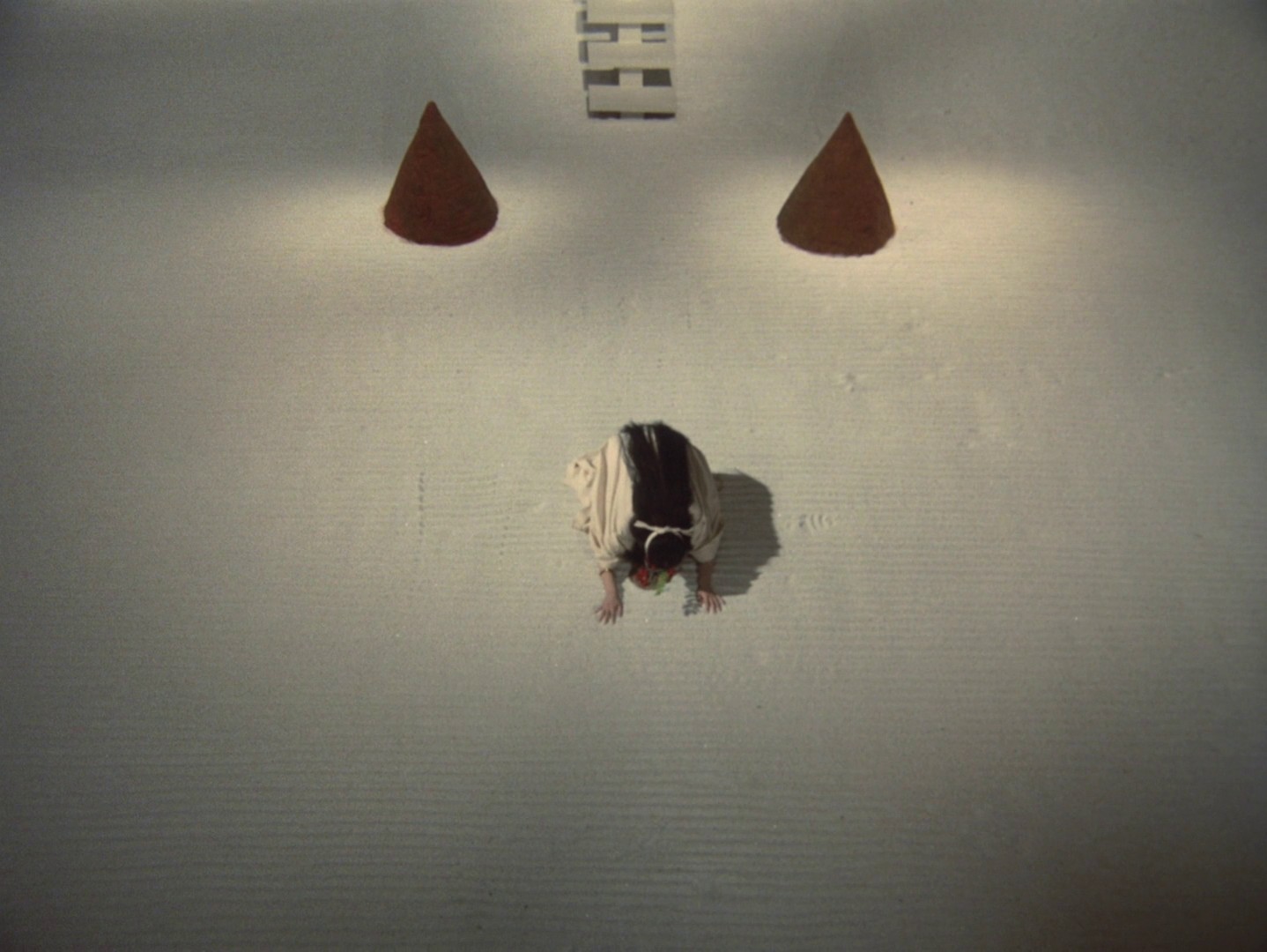 Himiko (1974) —  shot,  lighting