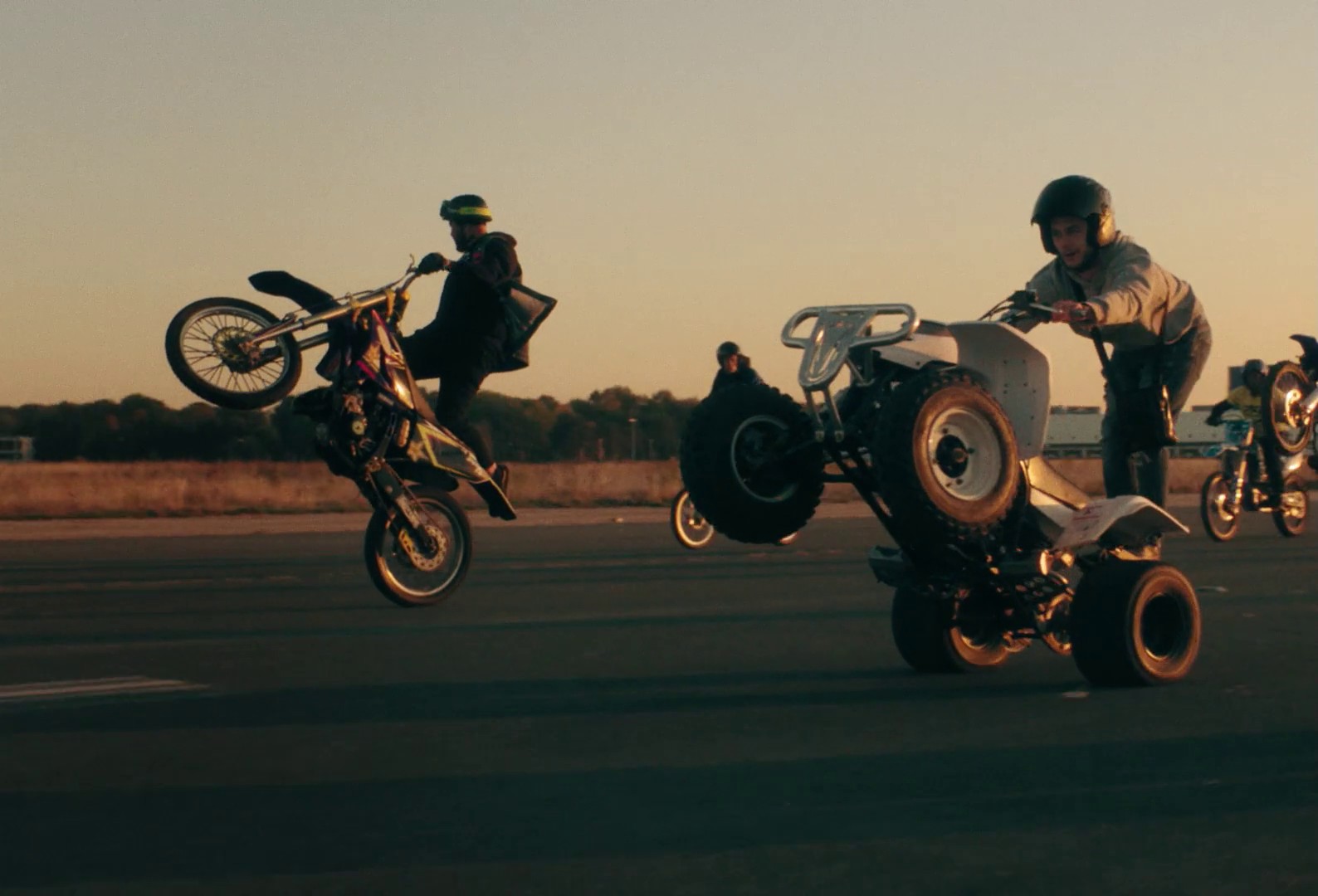 How much ( you want her ) (2018) —  shot,  lighting