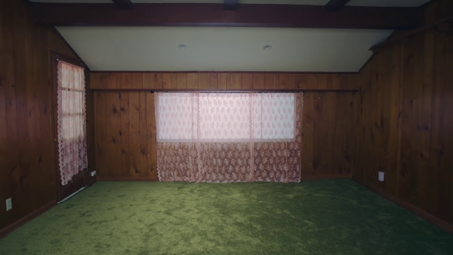 De Una Vez (2021) —  shot,  lighting