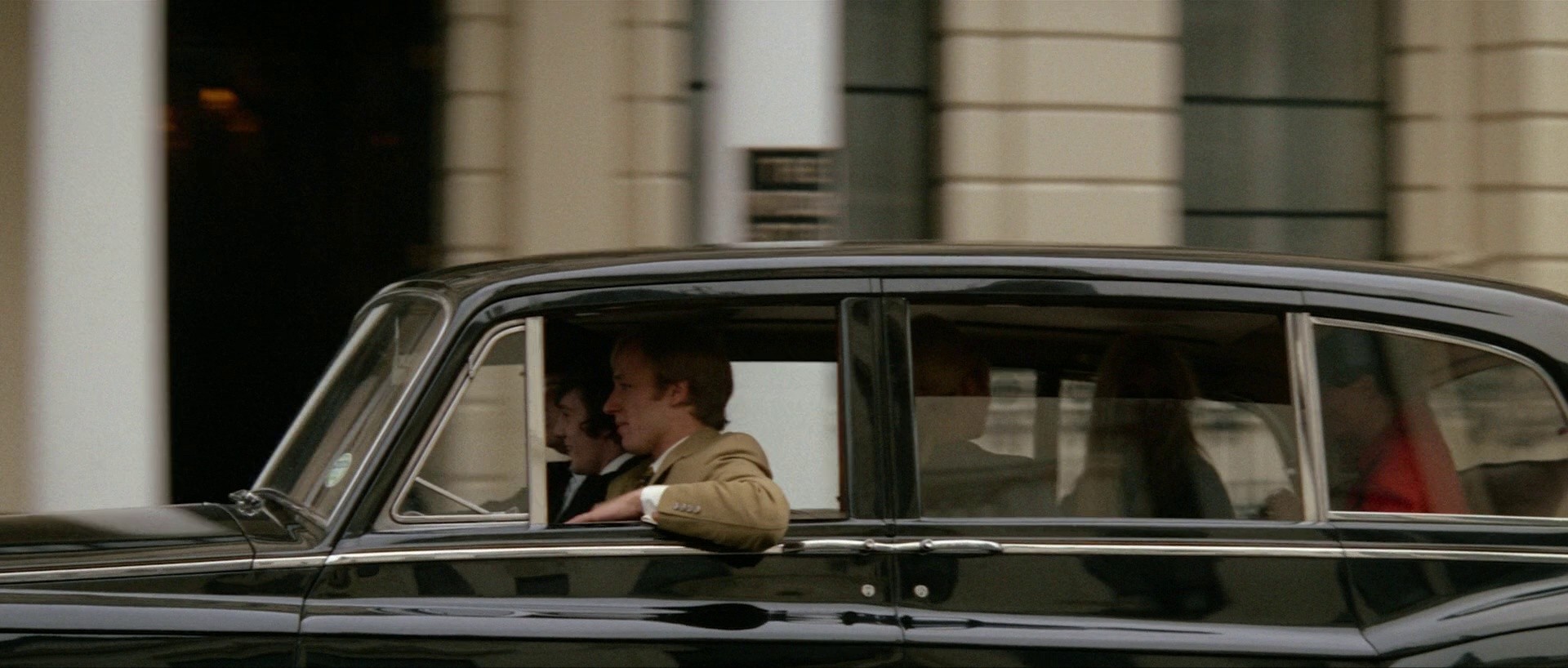 Two Weeks in September (1967) —  shot,  lighting