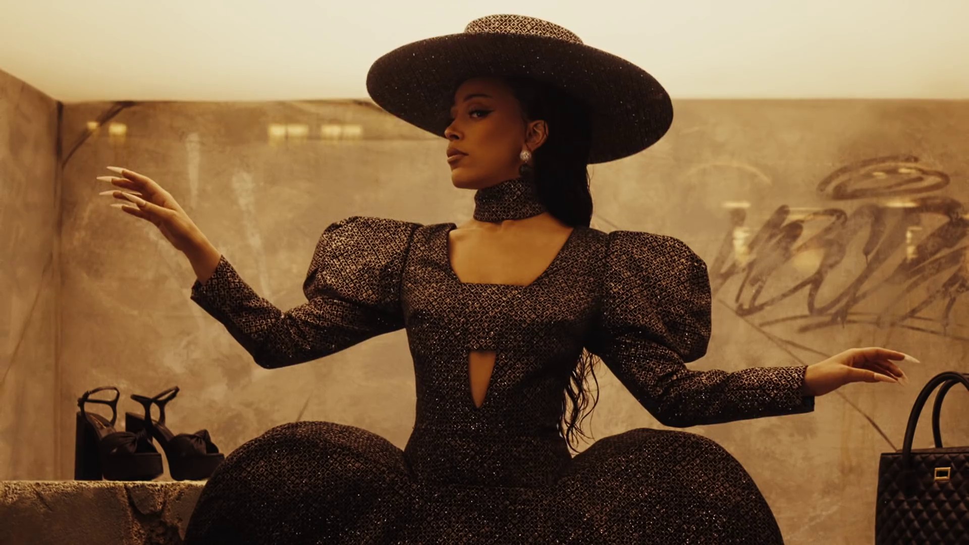 Streets  (2021) —  shot,  lighting