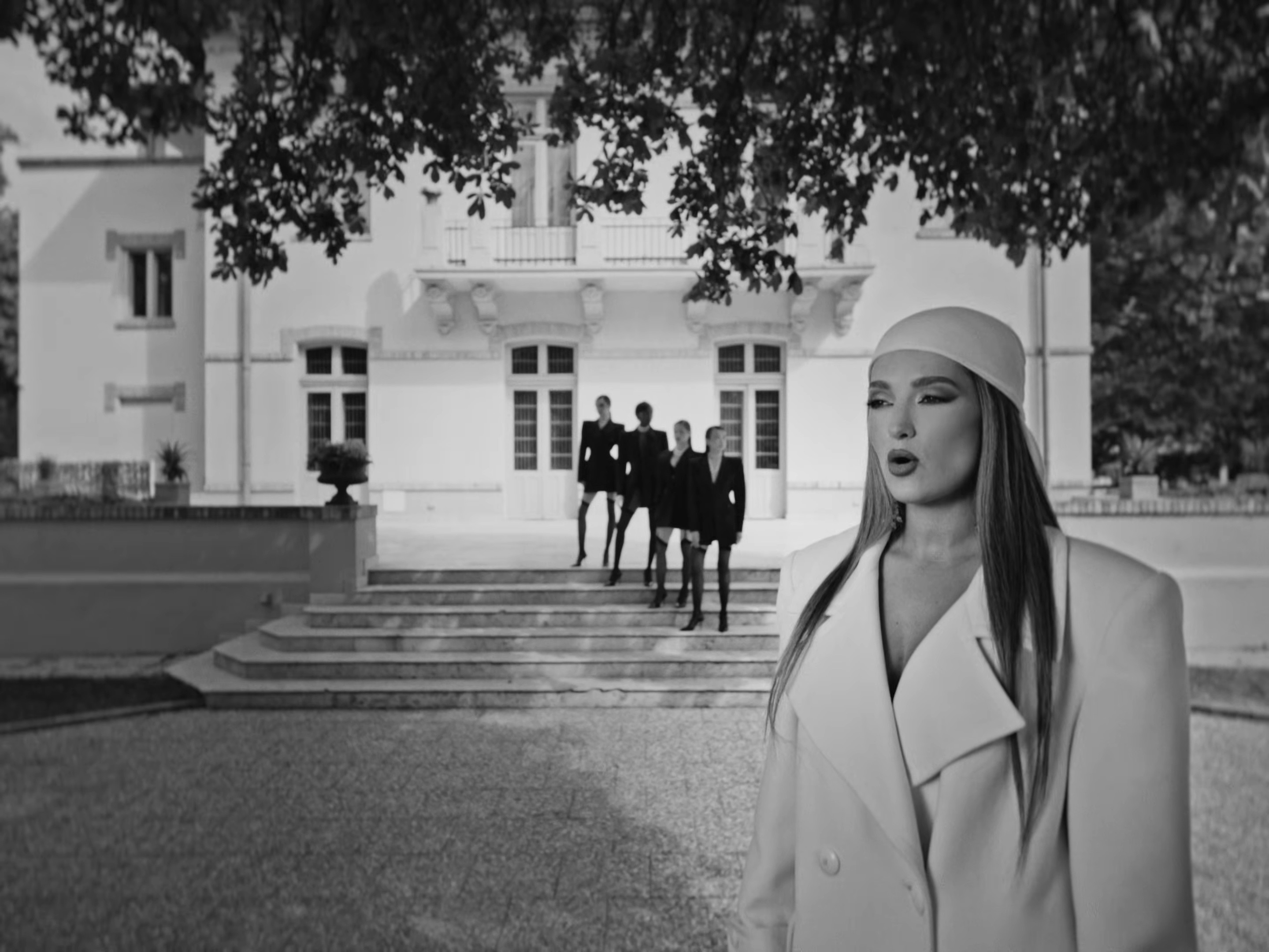 Azucar (2025) —  shot,  lighting