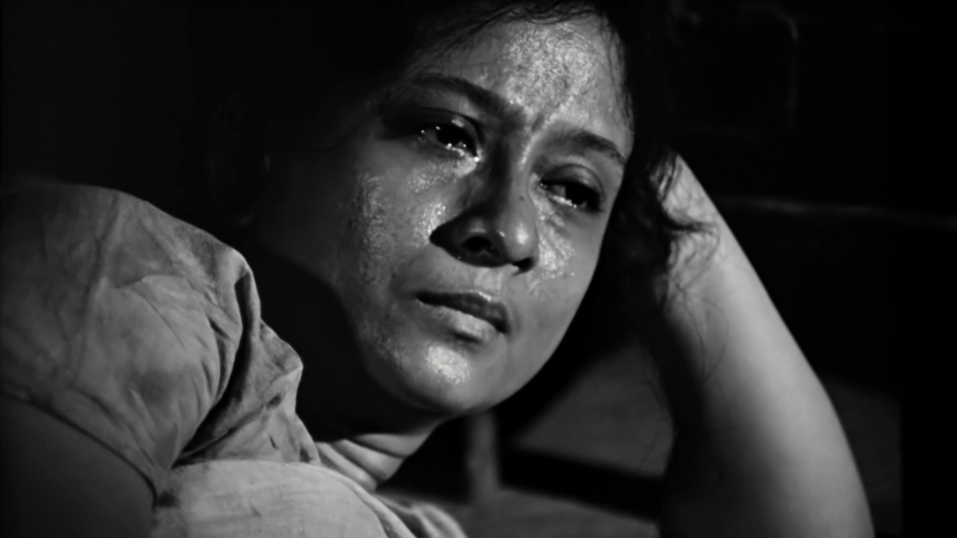 Calcutta 71 (1972) —  shot,  lighting