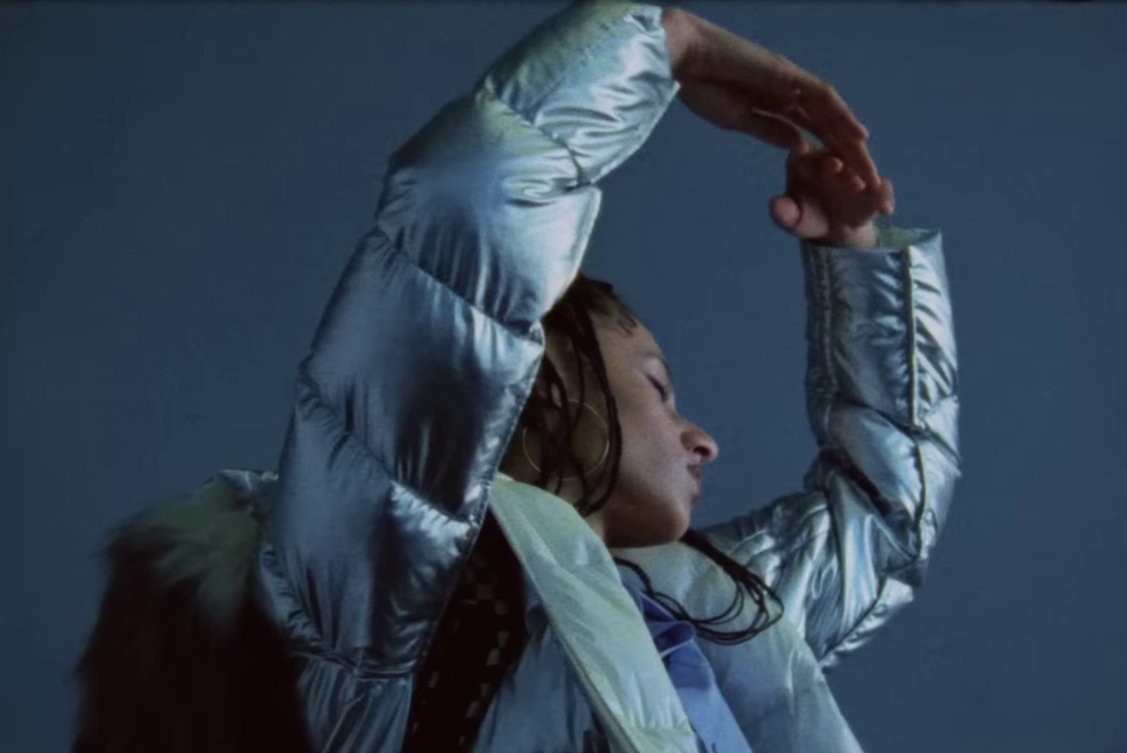  Pick Your Tears Up (2023) —  shot,  lighting