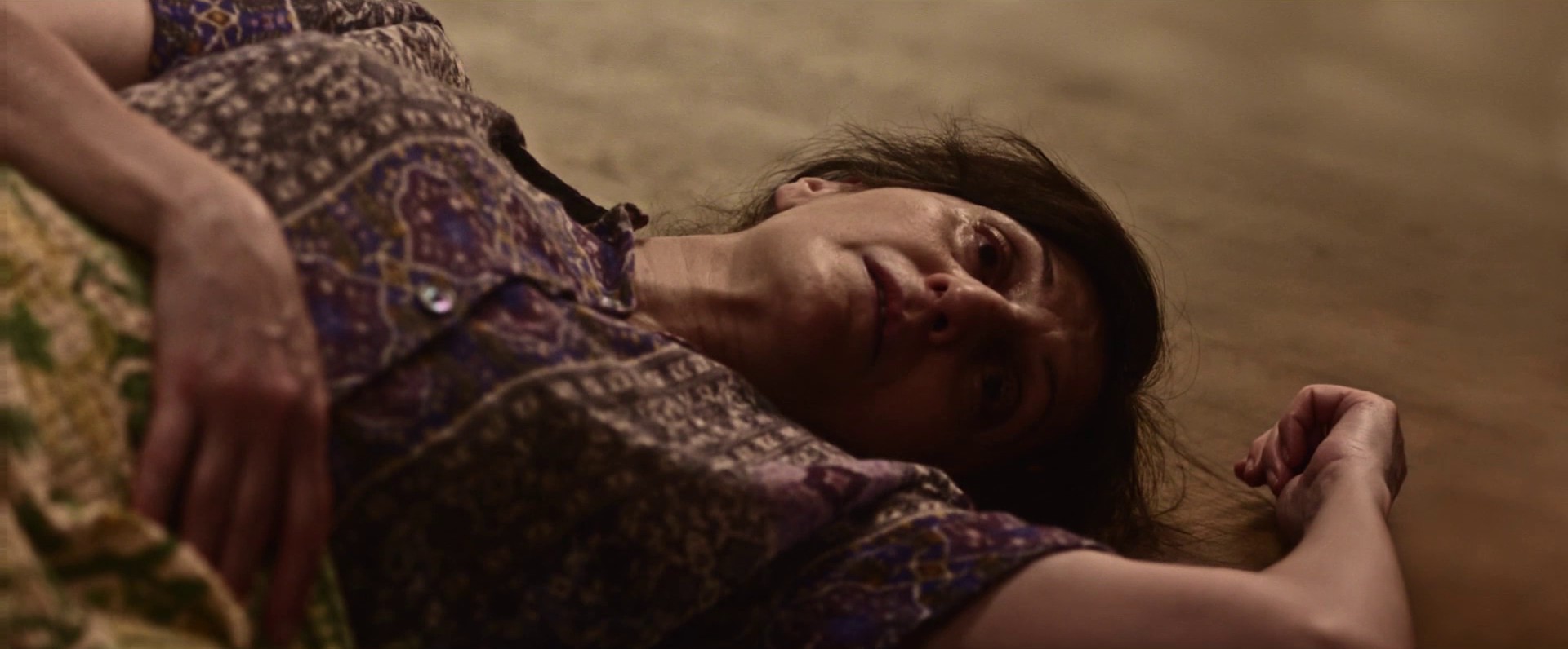 Head Full of Snow (2017) —  shot,  lighting