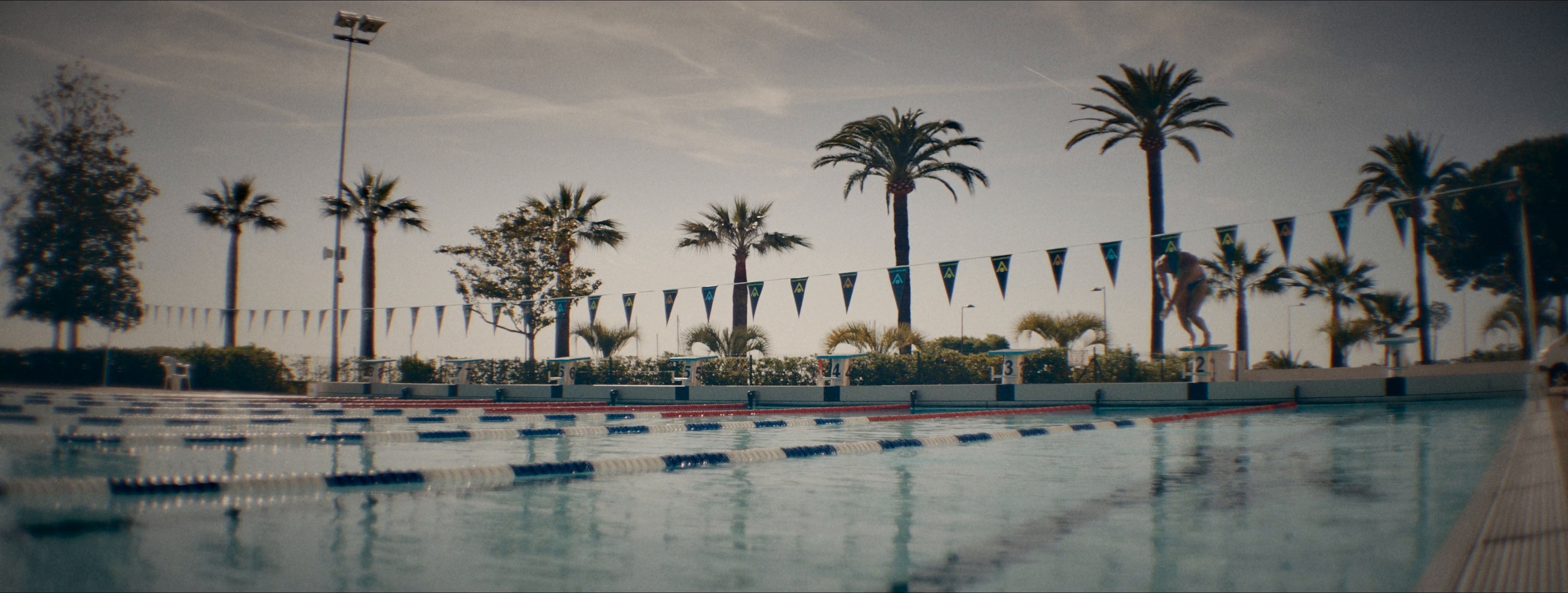 URGO x FLORENT MANAUDOU (2023) —  shot,  lighting