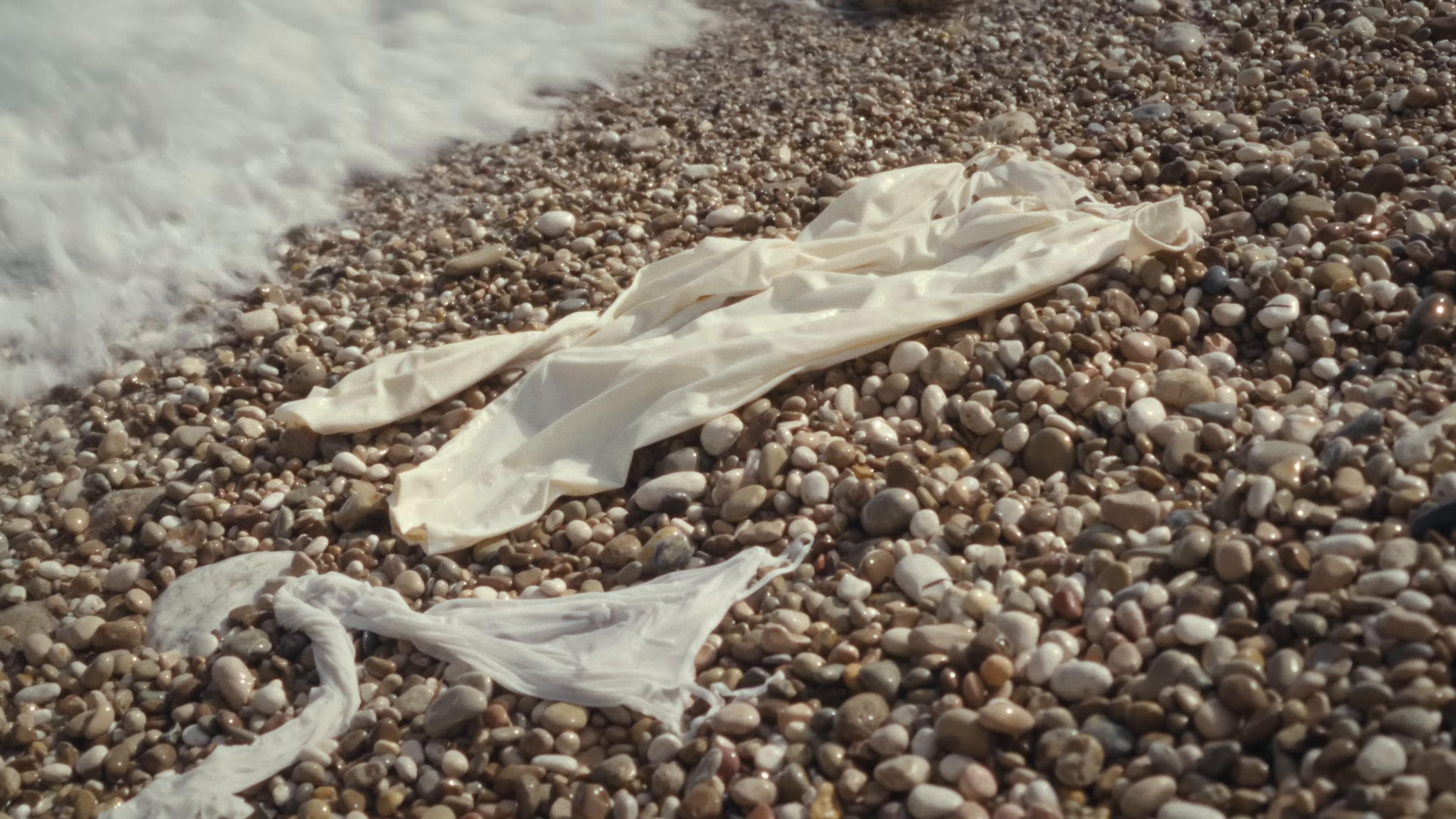 Parfum Orange (2024) —  shot,  lighting