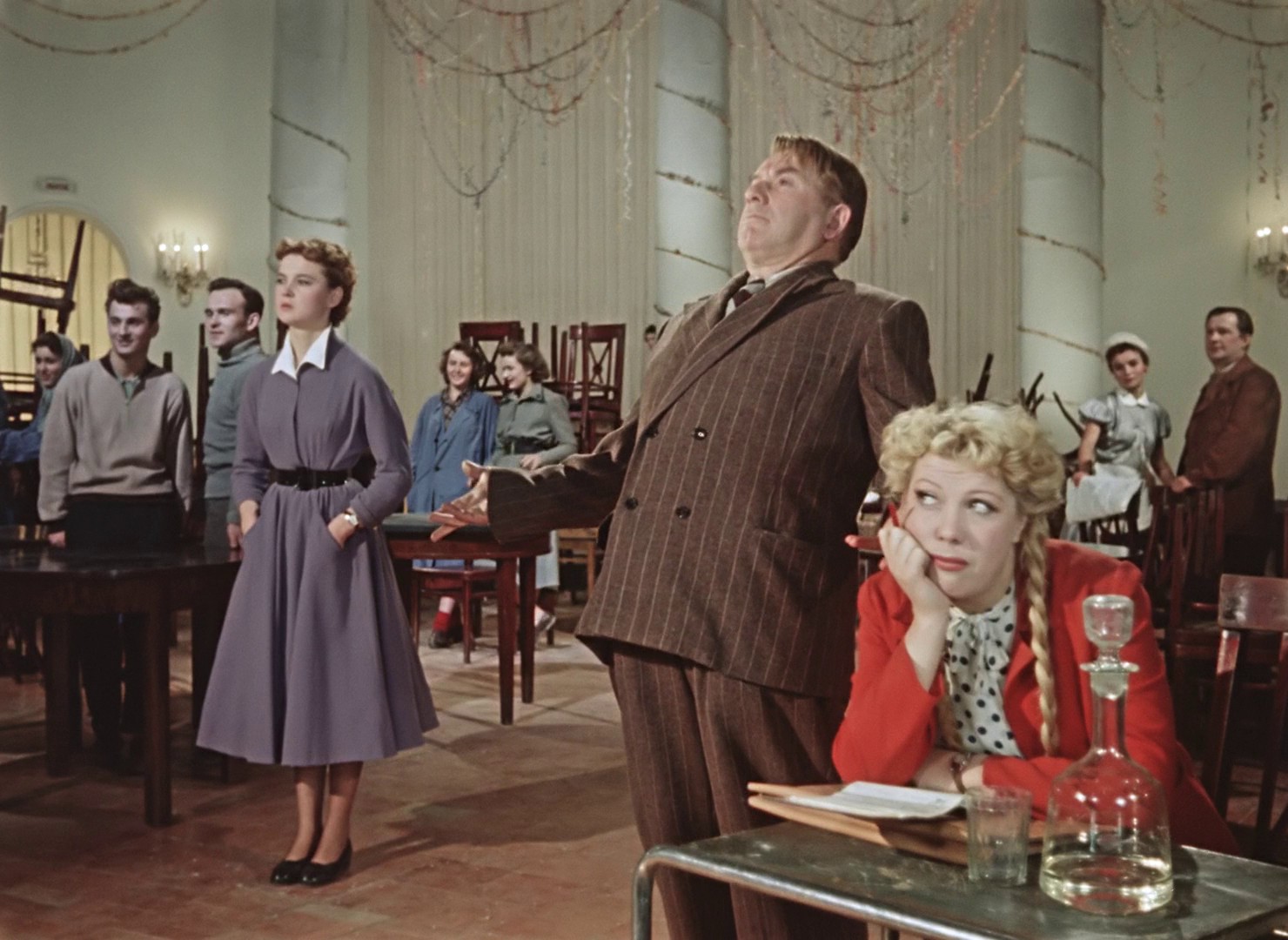 Carnival in Moscow (1956) —  shot,  lighting