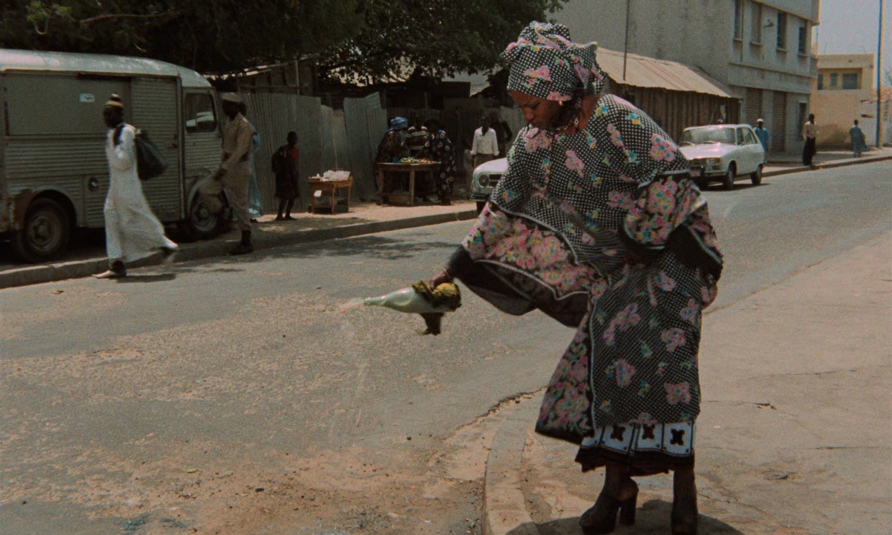 Xala (1976) —  shot,  lighting