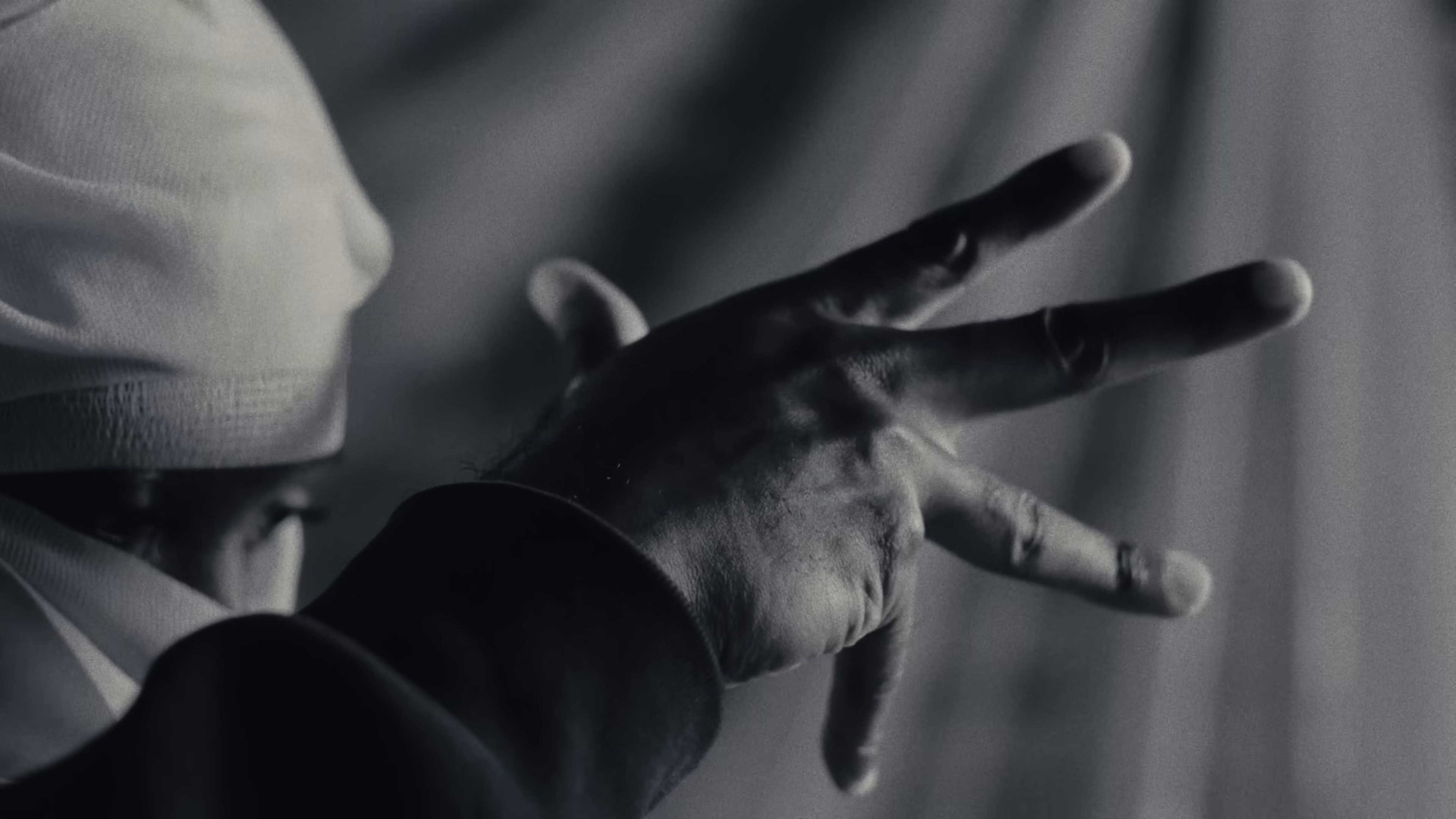 mieux en mieux (2025) —  shot,  lighting