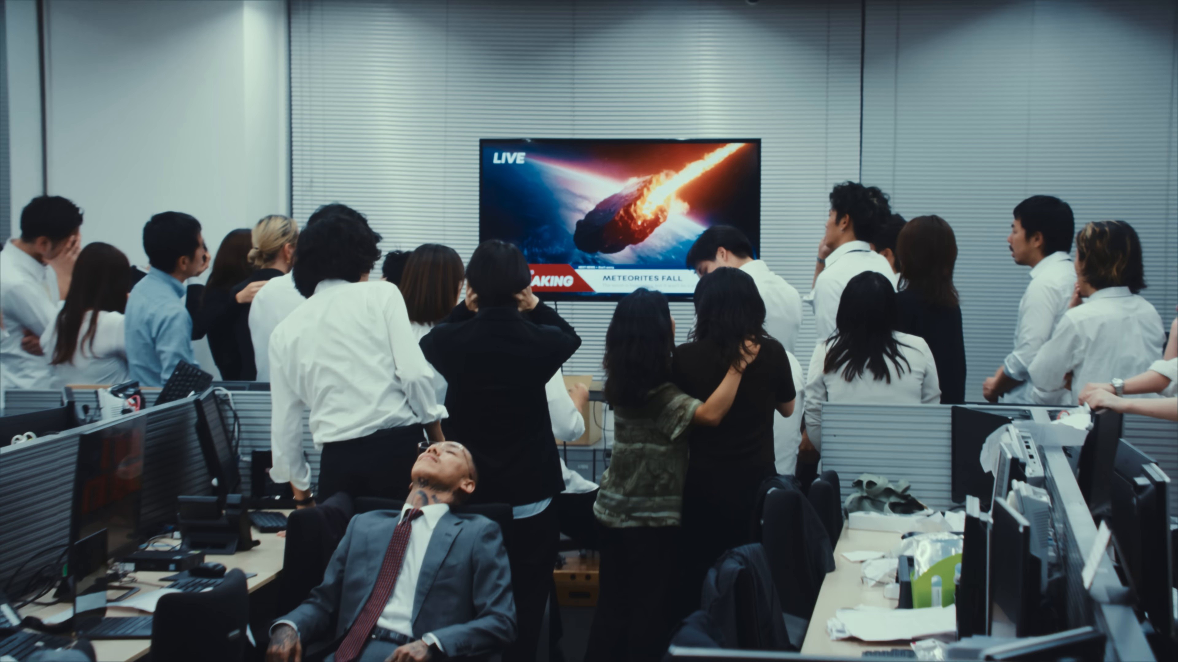 Shinpai Muyou  (2025) —  shot,  lighting