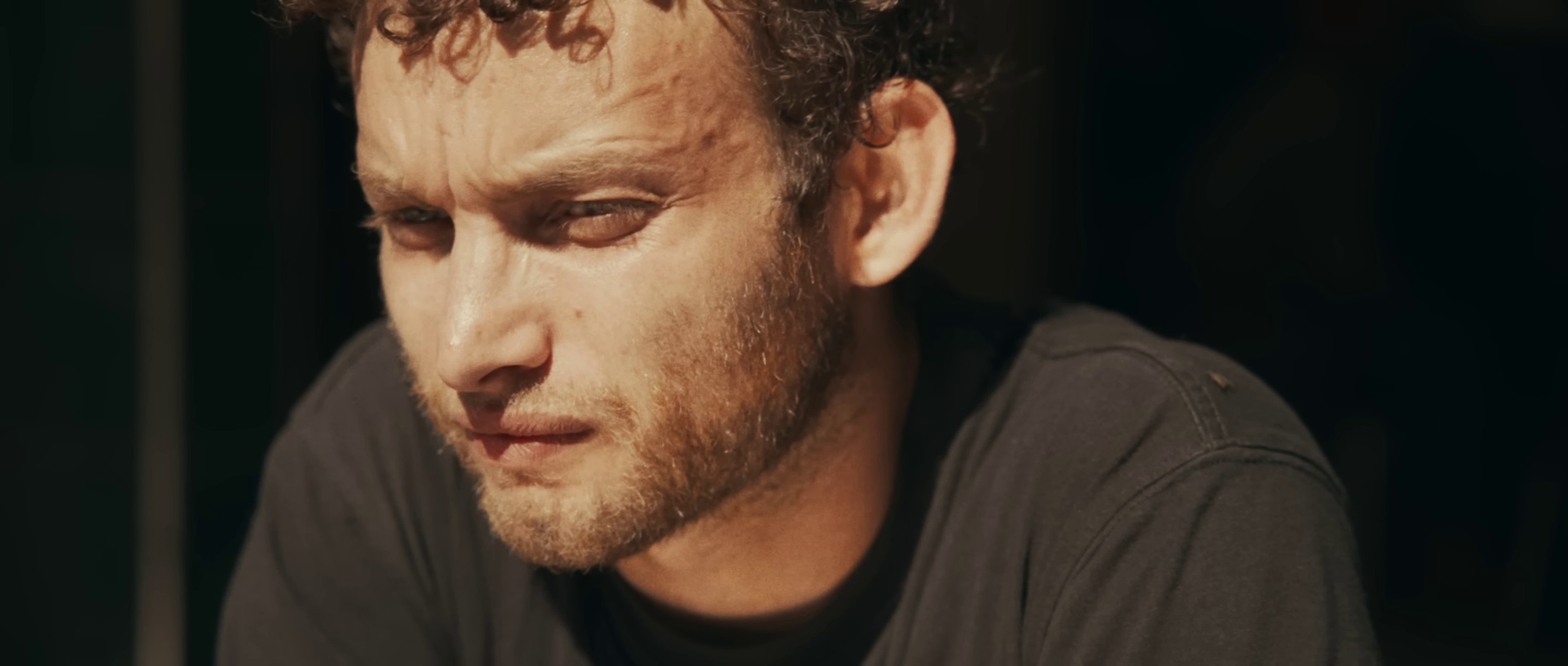 Arrêt d'urgence (2022) —  shot,  lighting