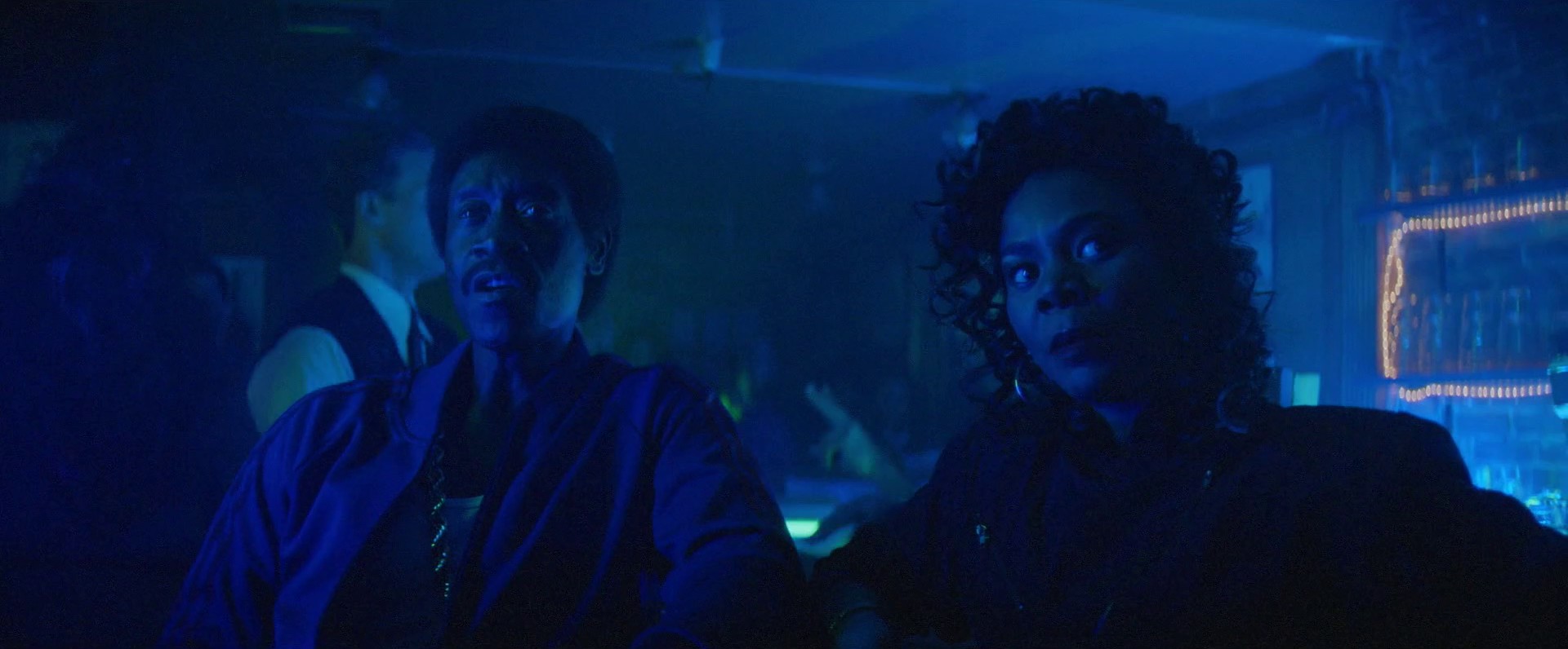 295 (2019) —  shot,  lighting