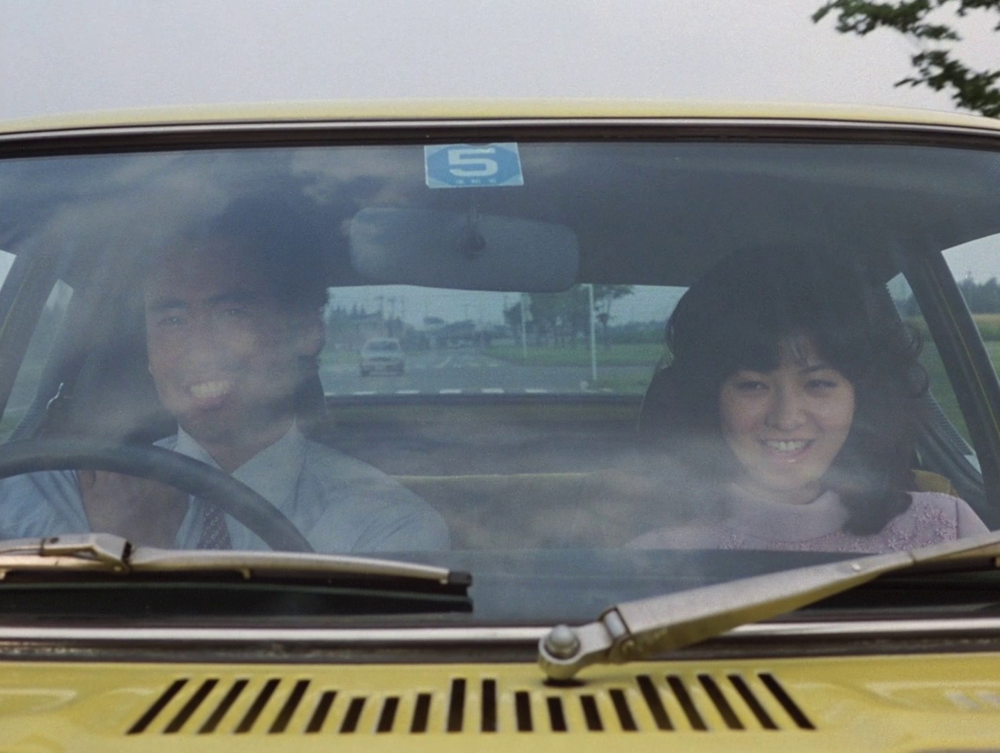 Distant Thunder (1981) —  shot,  lighting