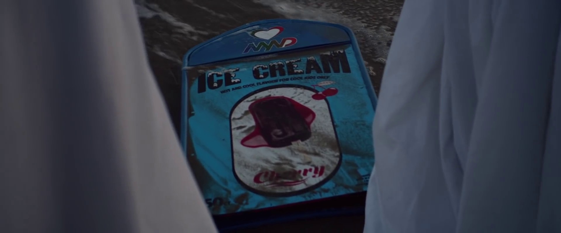 Vive nous  (2019) —  shot,  lighting