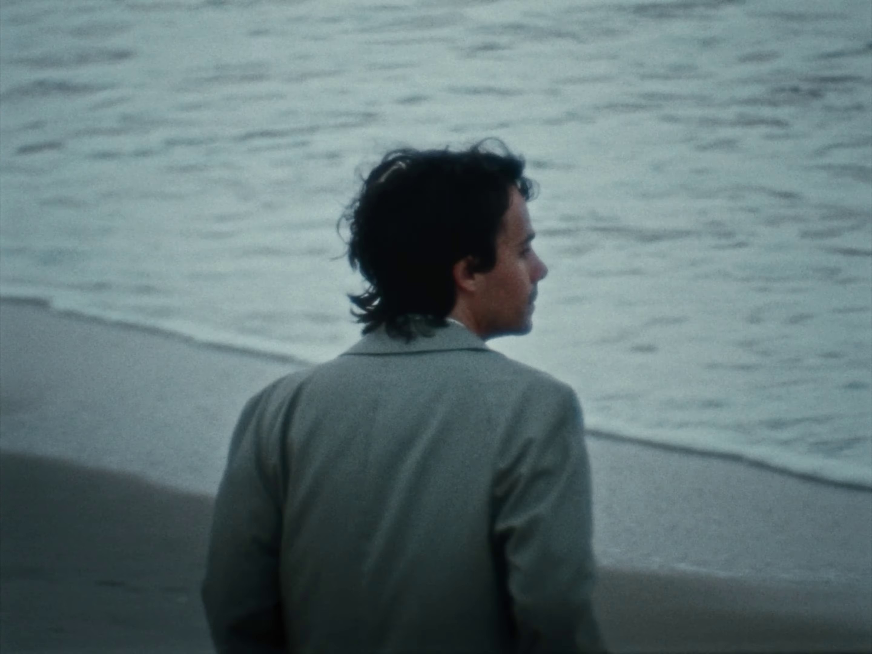 Emmanuelle (2024) —  shot,  lighting