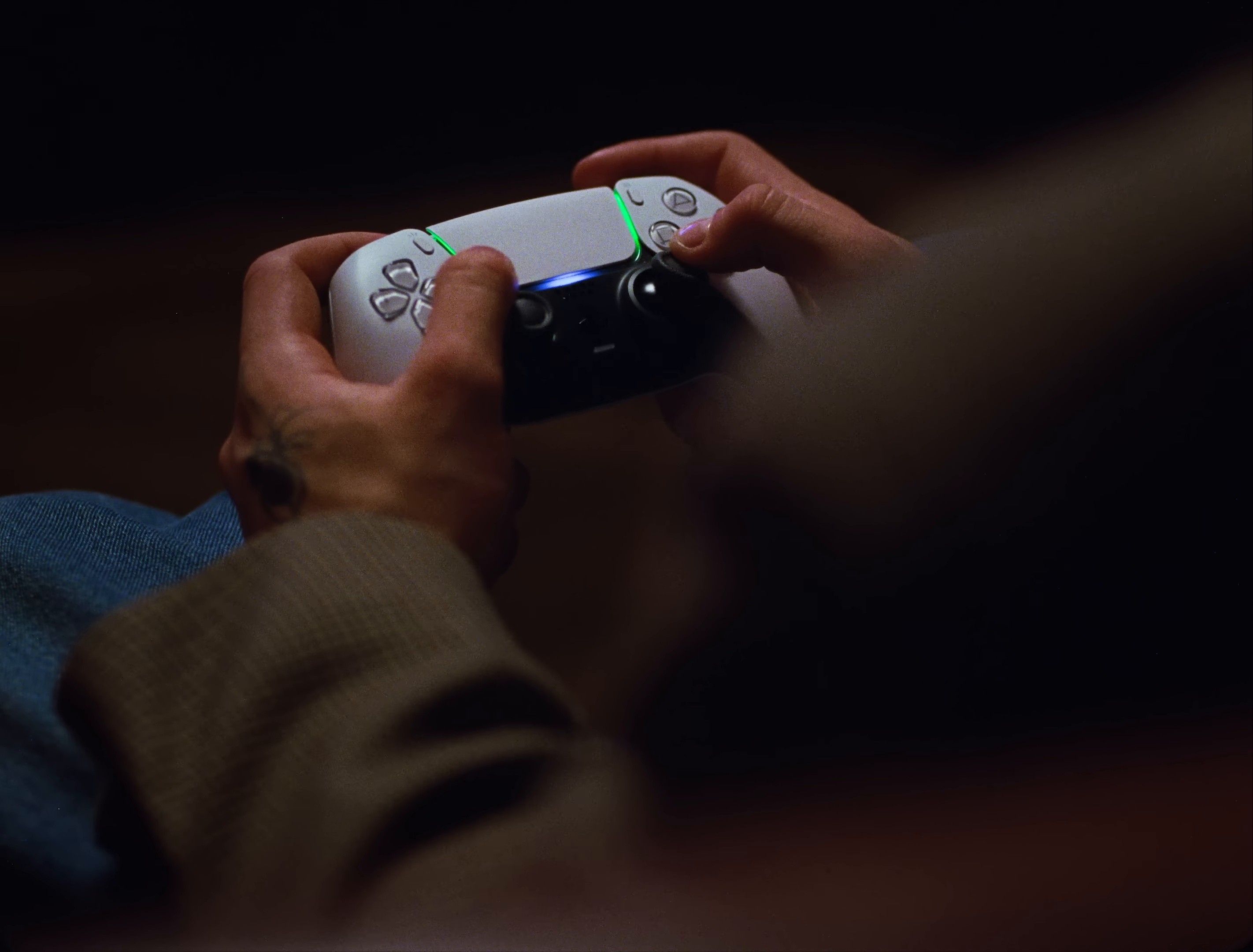 HOW DOES IT FEEL? (2025) —  shot,  lighting