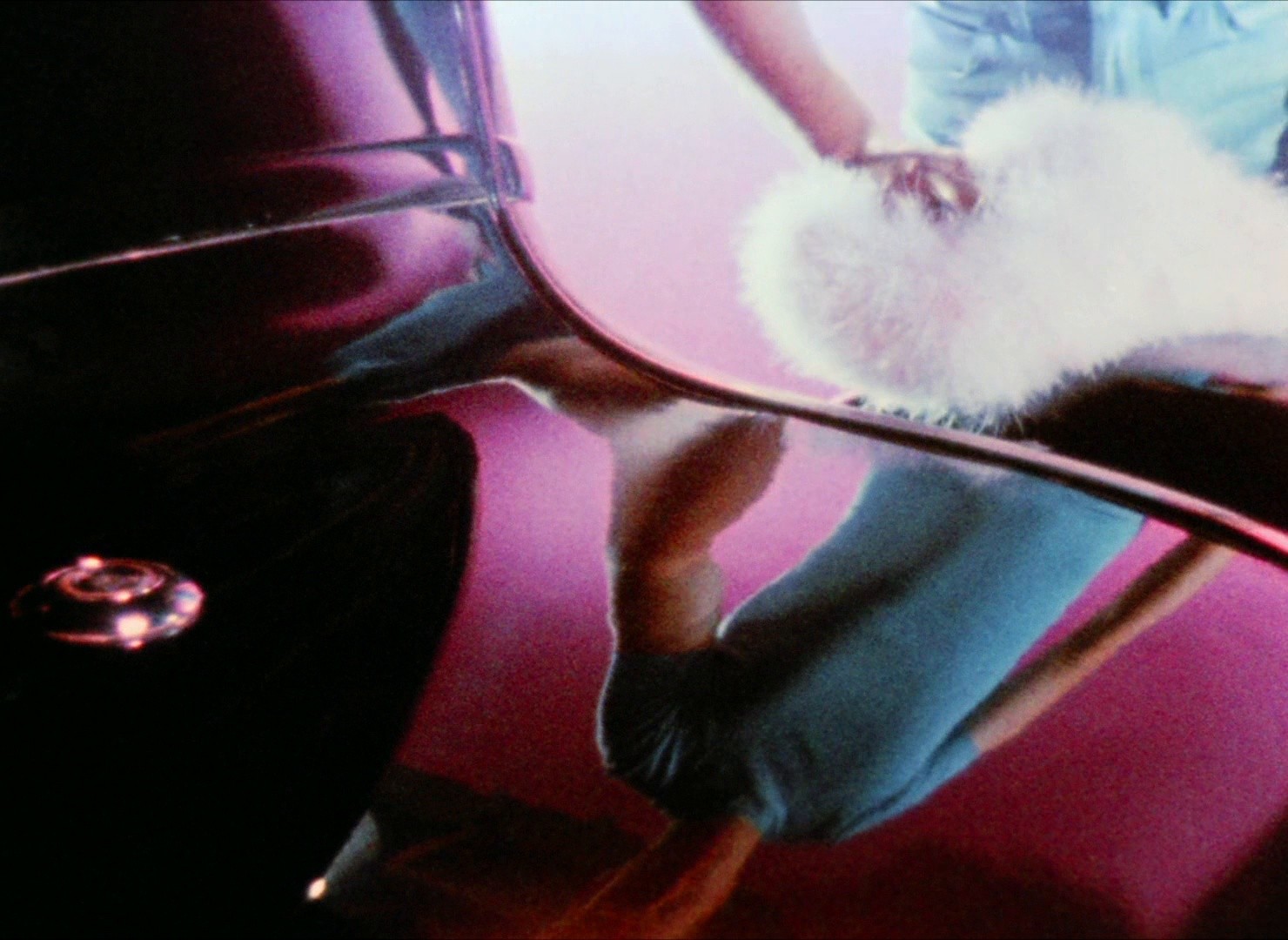 Kustom Kar Kommandos (1973) —  shot,  lighting